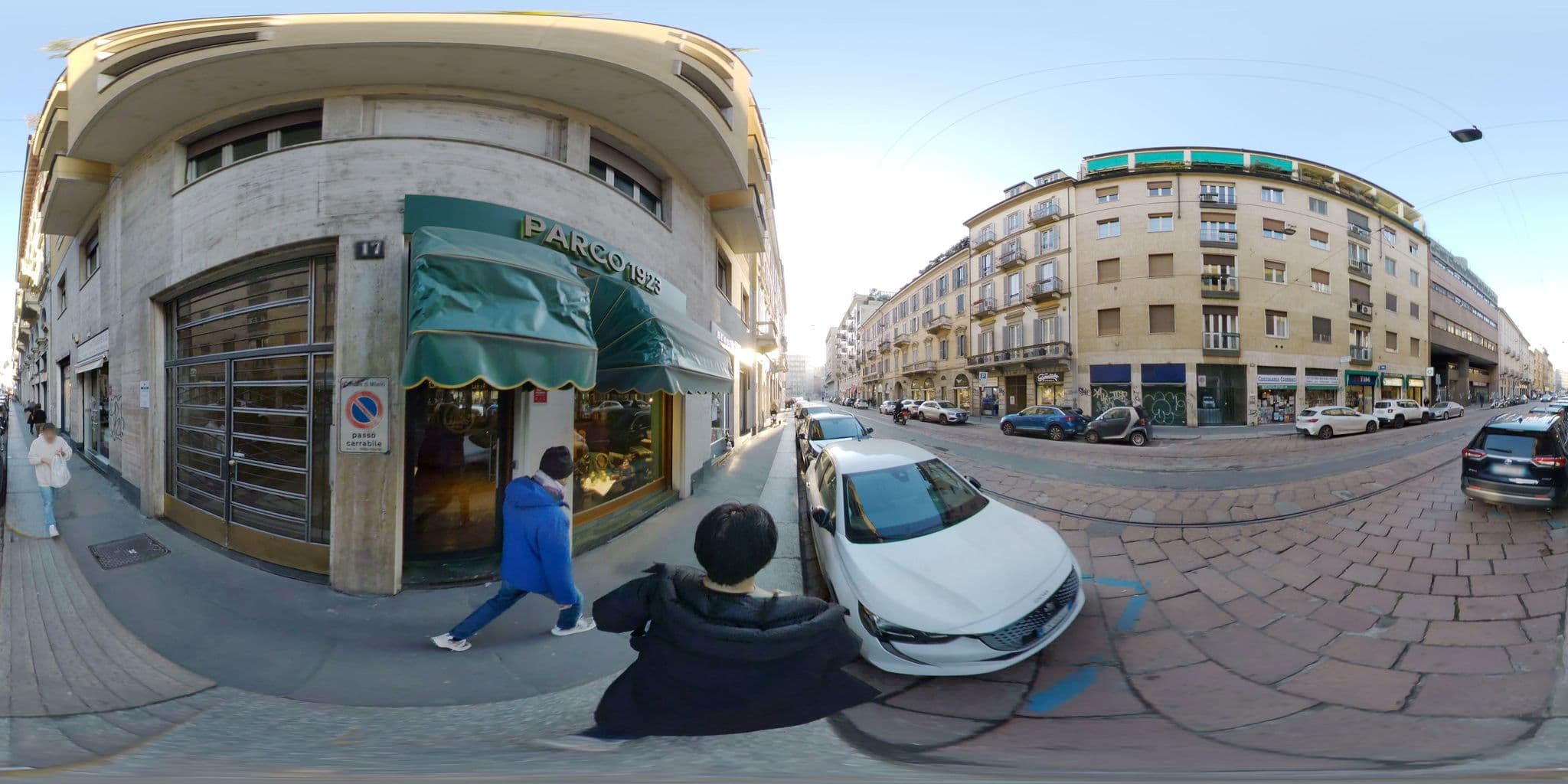 Street view near Innperfect, Milan — © akiyoshiii213 (CC BY-SA · Mapillary)