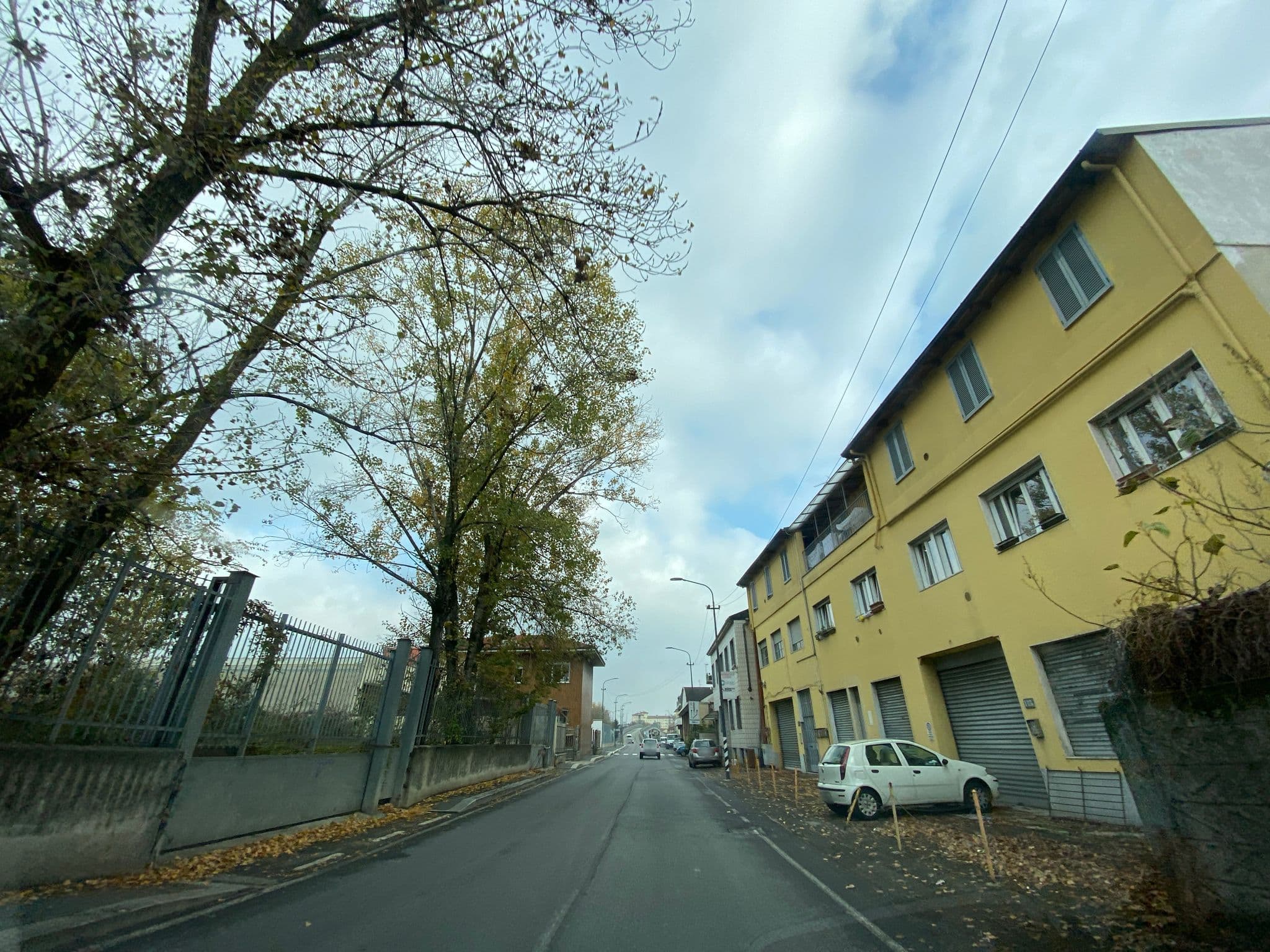 Street view near Andrea's Apartments - Chiasserini, Quarto Oggiaro — © adirricor (CC BY-SA · Mapillary)