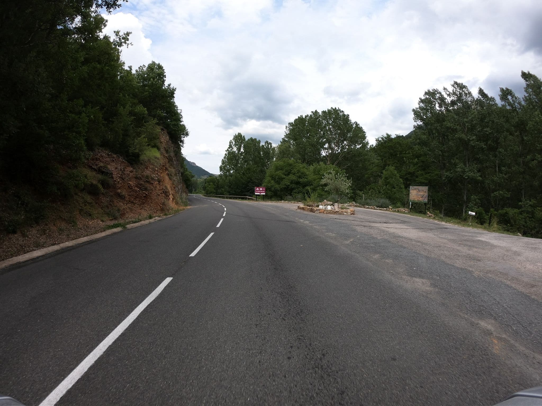 Street view near Le Petit Monde, Florac — © joostjakob (CC BY-SA · Mapillary)