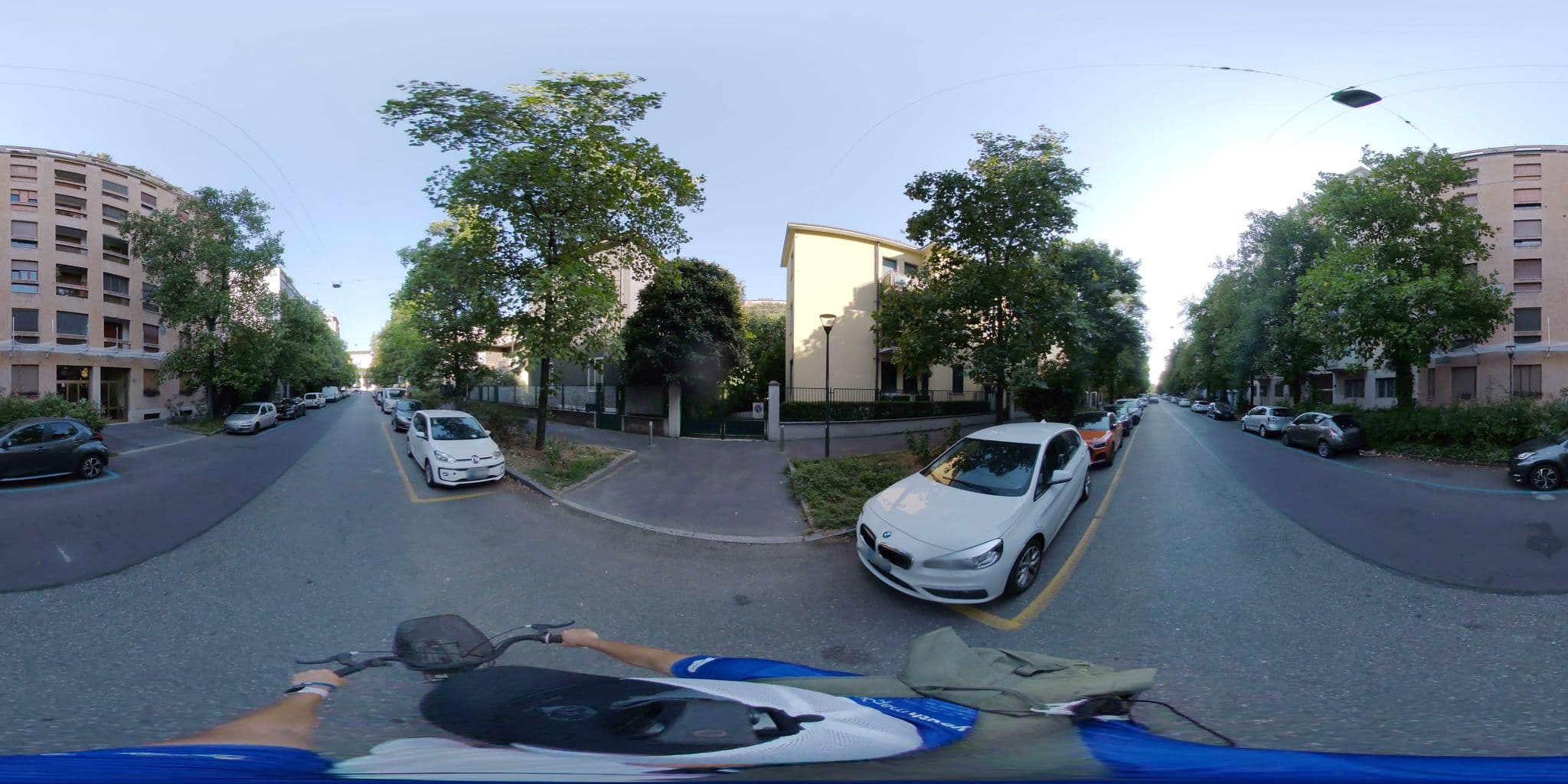 Street view near Italianway-Veniero 8, Quartiere Otto — © mapconcierge (CC BY-SA · Mapillary)