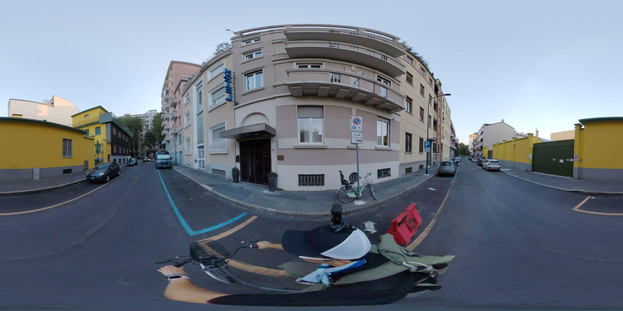 Street view near Cesena SRL, Chinatown — © mapconcierge (CC BY-SA · Mapillary)