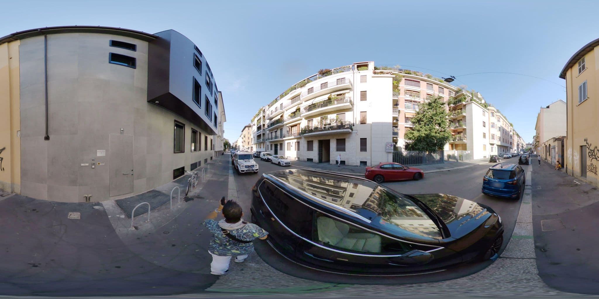 Street view near Sofytel Hostel, Milan — © mapconcierge (CC BY-SA · Mapillary)
