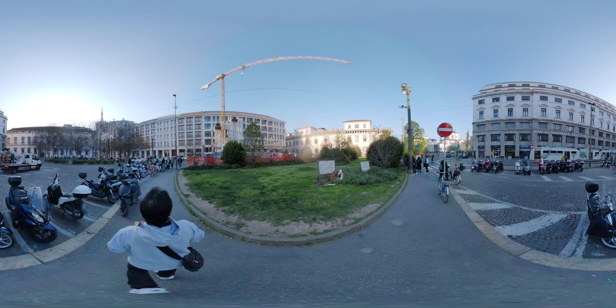 Street view near Navigliotel di Artinelli Marian, Milan — © mapconcierge (CC BY-SA · Mapillary)