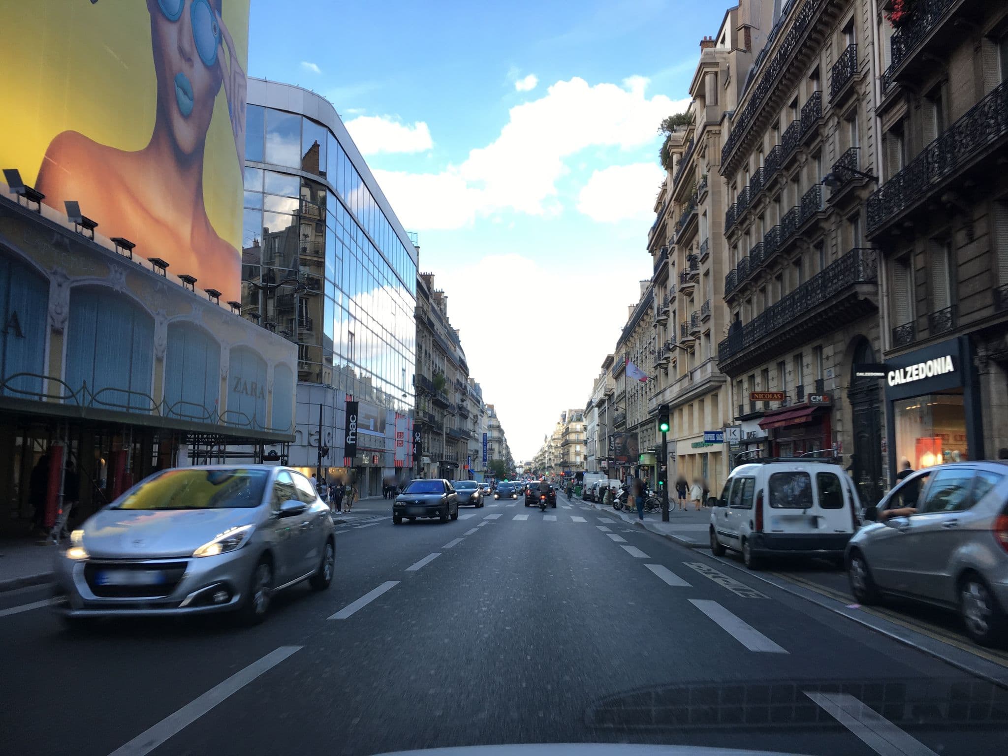 Street view near Legend, Paris 06 Luxembourg — © cquest (CC BY-SA · Mapillary)