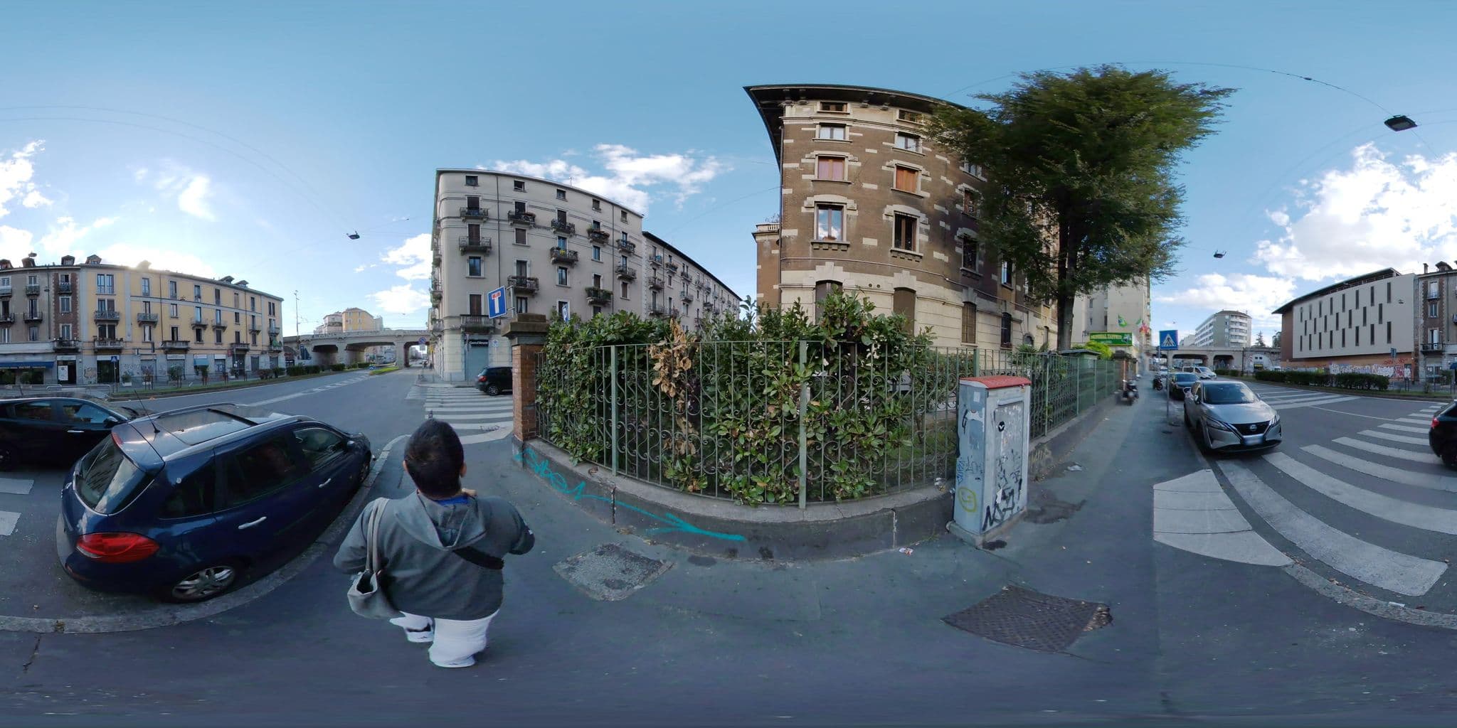 Street view near Sweet Hostel, Adriano — © mapconcierge (CC BY-SA · Mapillary)