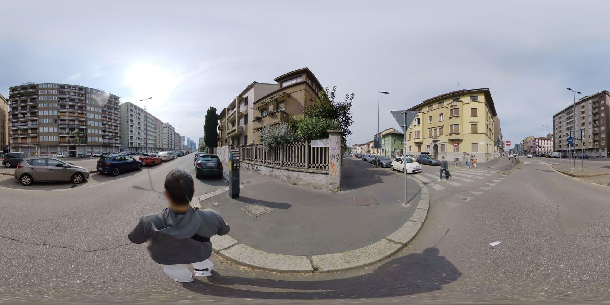 Street view near Family House (패밀리 하우스), Chinatown — © mapconcierge (CC BY-SA · Mapillary)