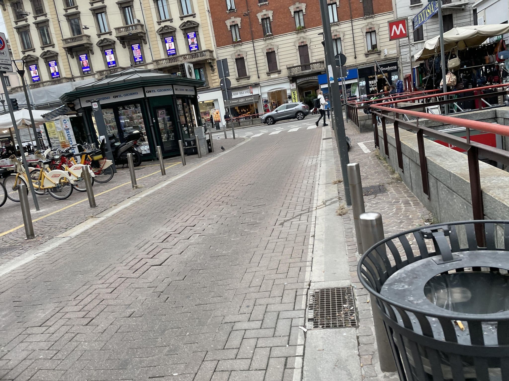 Street view near Albergo Galles La Terrazza Ristorante, Brera — © asturksever (CC BY-SA · Mapillary)