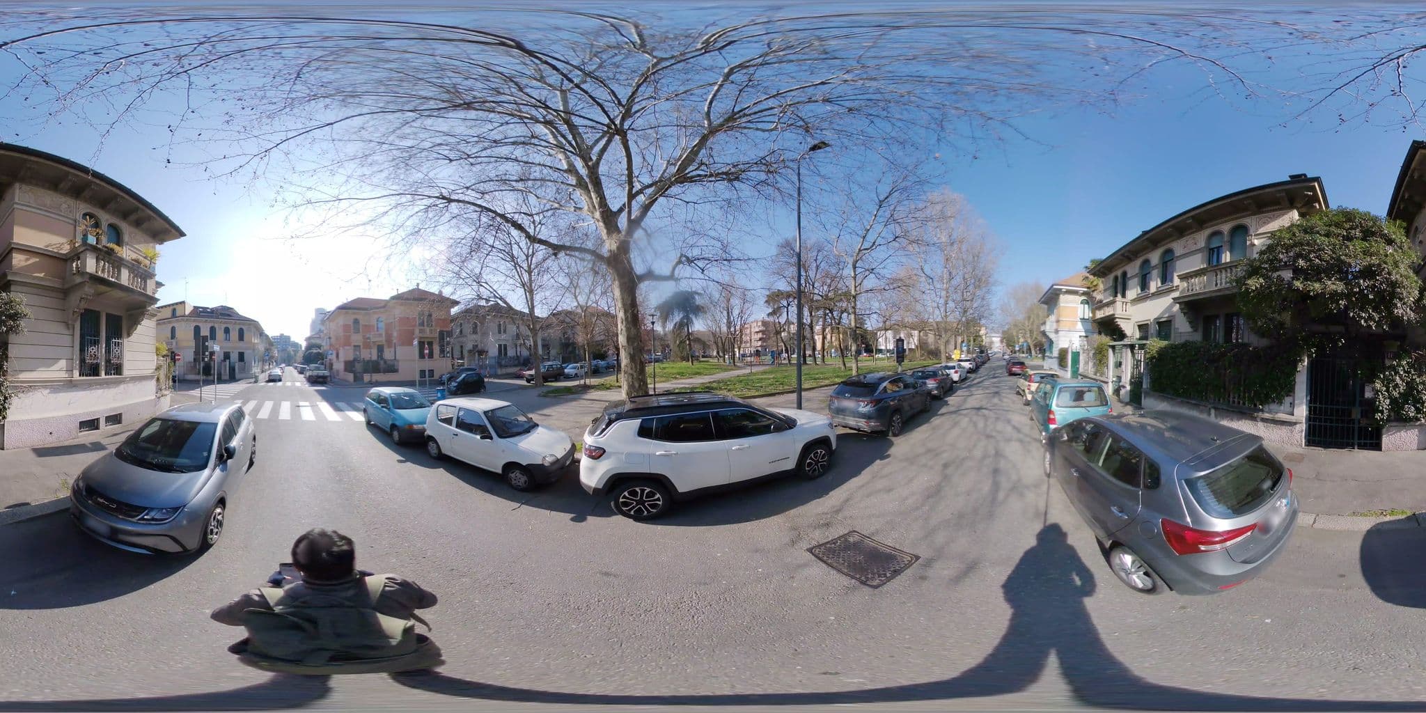 Street view near Italianway - Villa Massari 22, Chinatown — © mapconcierge (CC BY-SA · Mapillary)