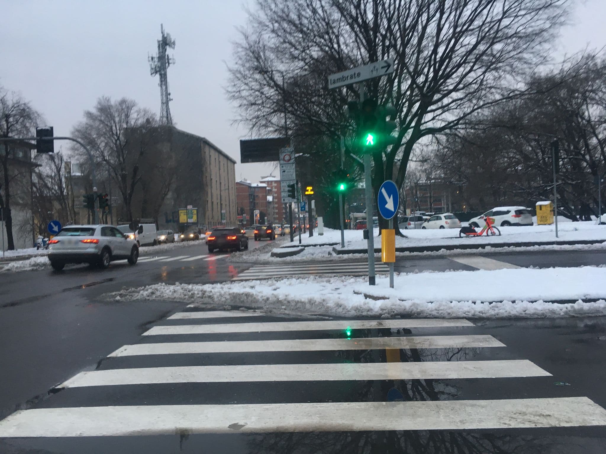Street view near B&B Parco Lambro, Milano Due — © ftedeschi (CC BY-SA · Mapillary)