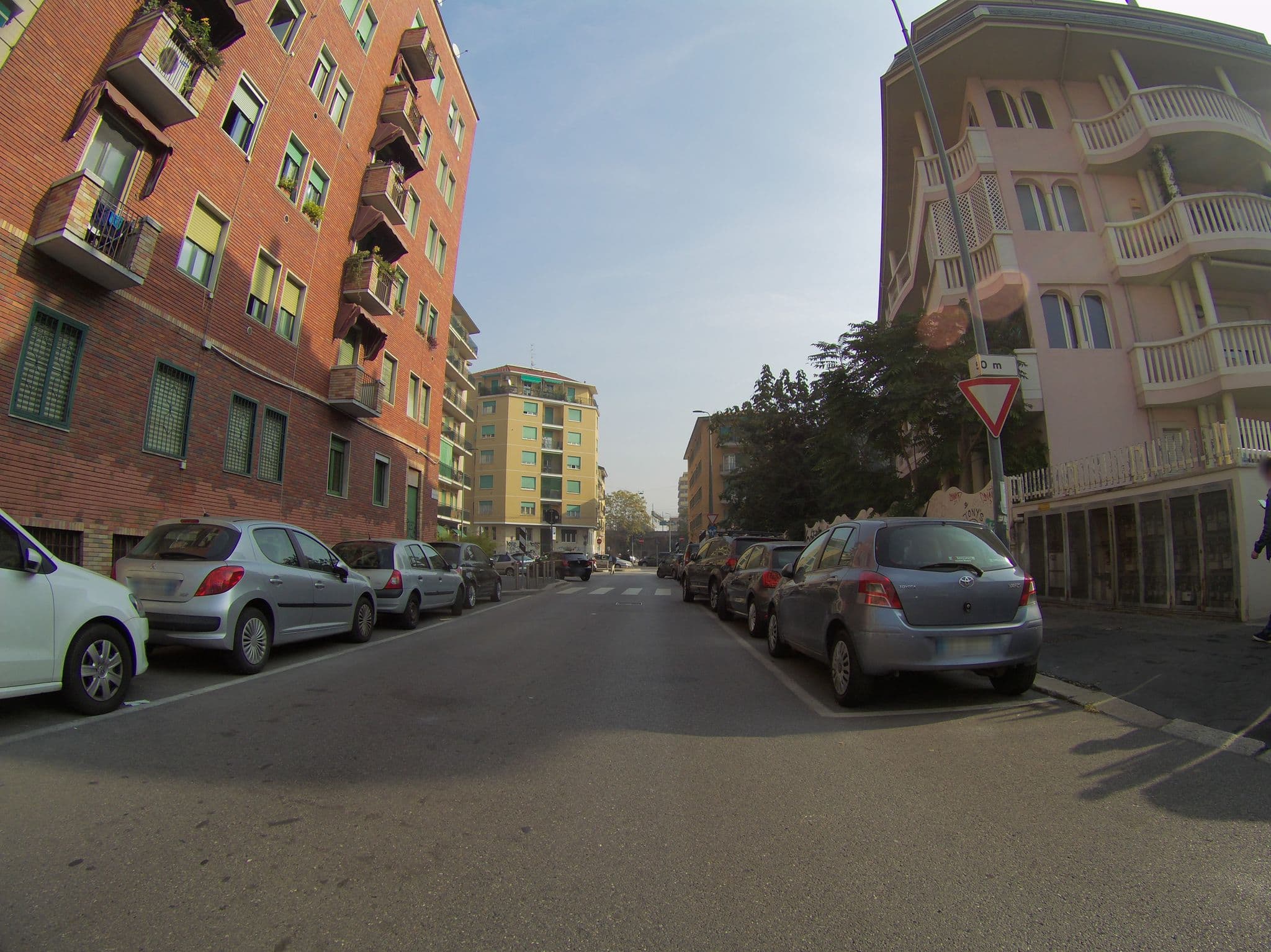 Street view near PrimoPiano - Orombelli, Milano Due — © frafra (CC BY-SA · Mapillary)