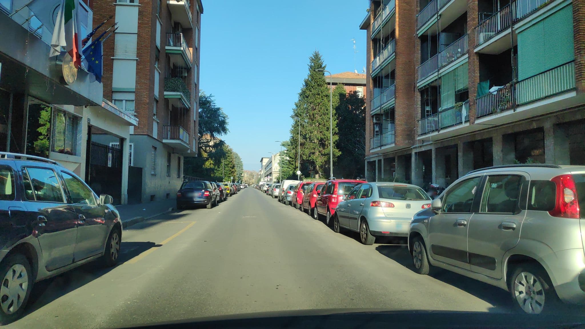 Street view near Agape Hotel Milan, Adriano — © marcuscalabresus (CC BY-SA · Mapillary)