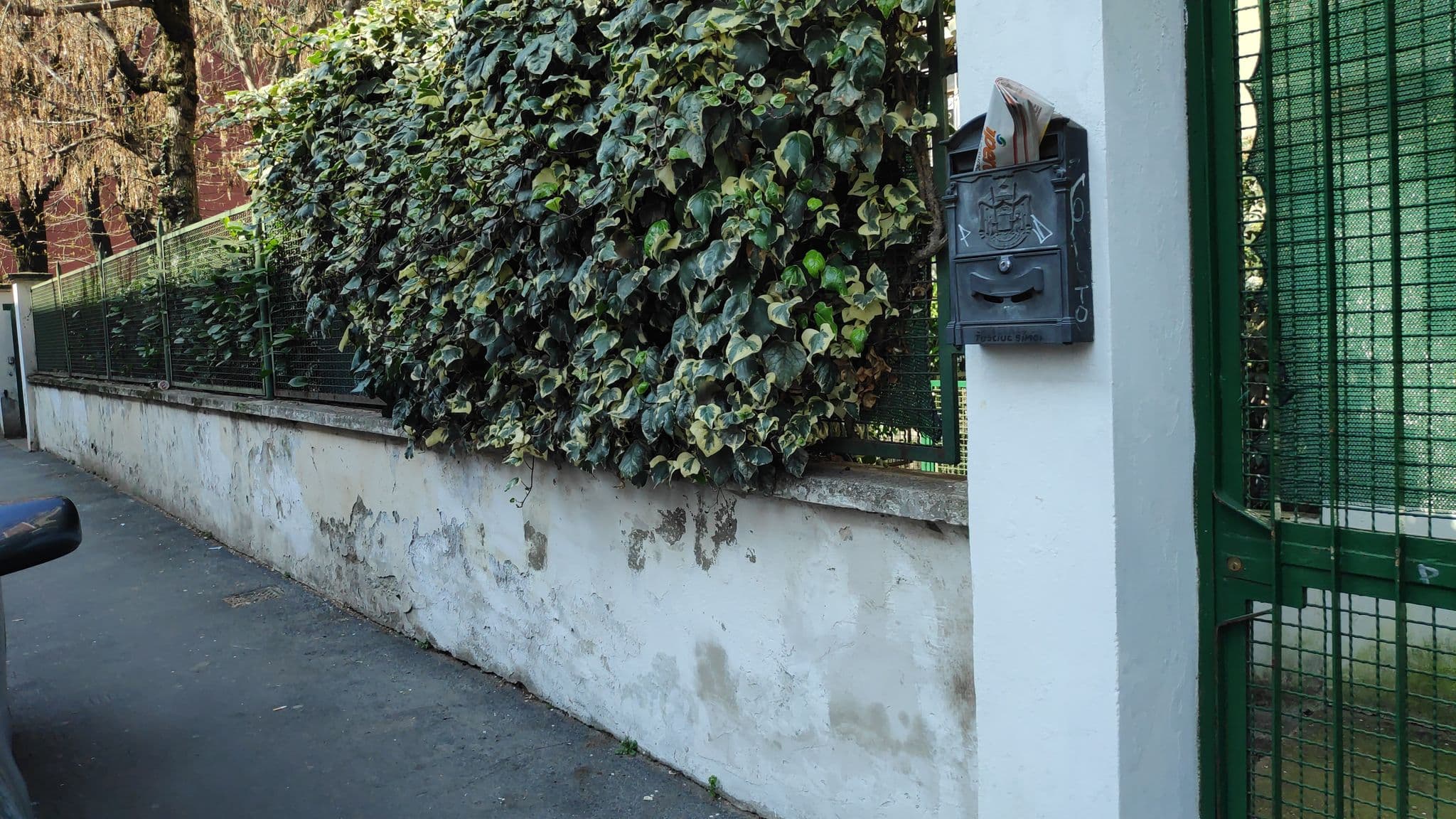 Street view near Bottego Apartment, Adriano — © marcuscalabresus (CC BY-SA · Mapillary)