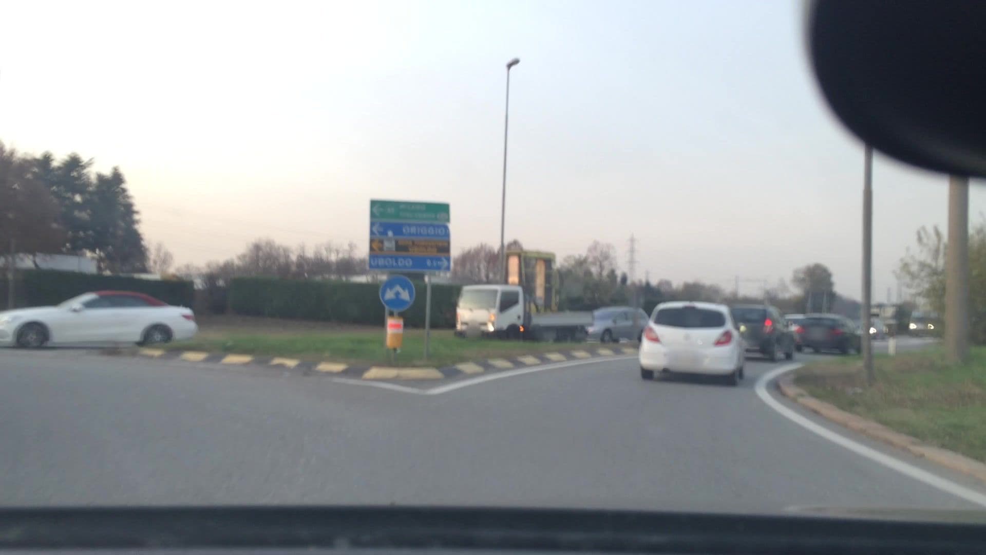 Street view near Almo Alberghi e Motel SRL, Uboldo — © lvl5 (CC BY-SA · Mapillary)