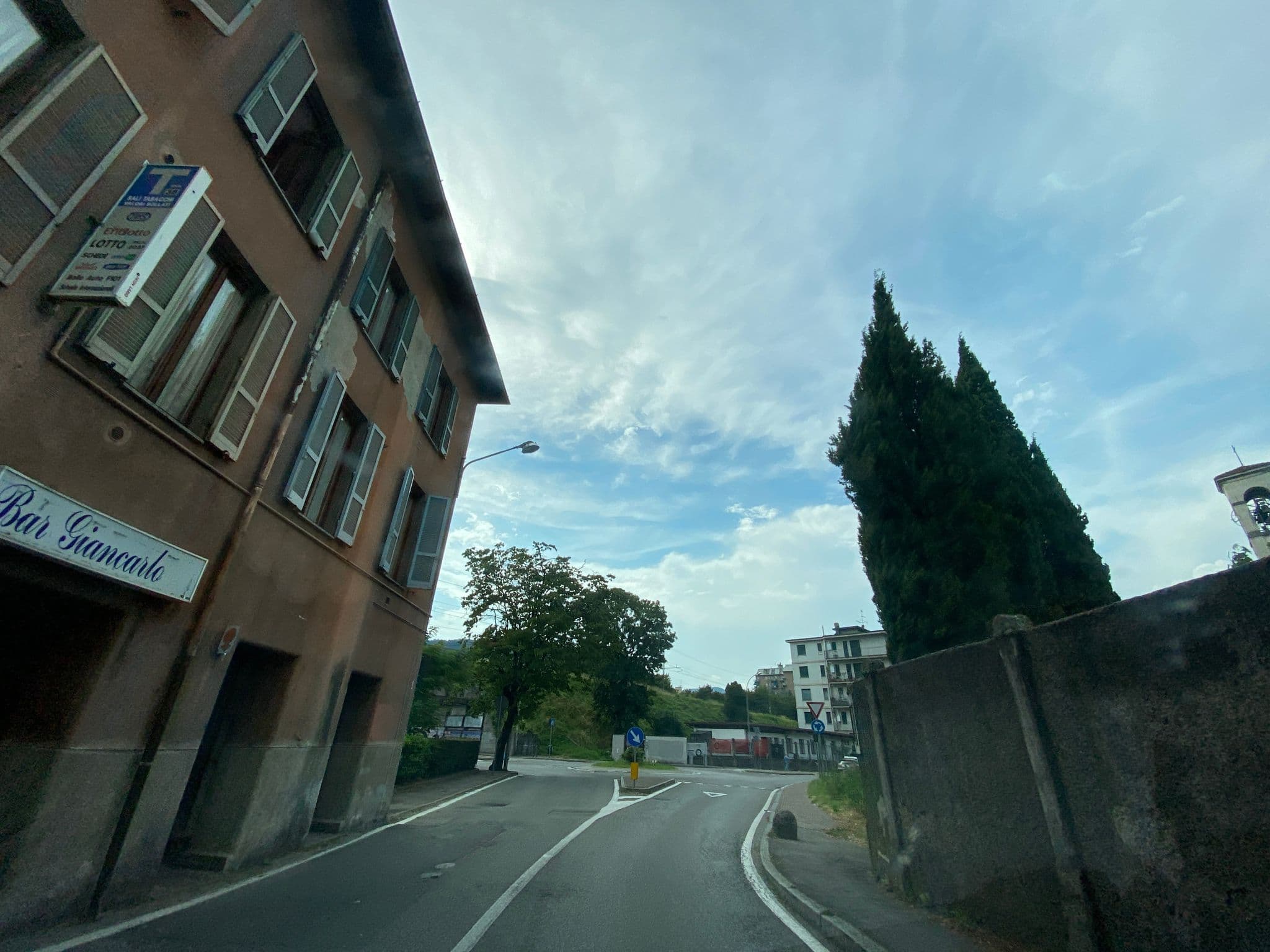 Street view near Residence Victoria Carso, Como — © adirricor (CC BY-SA · Mapillary)