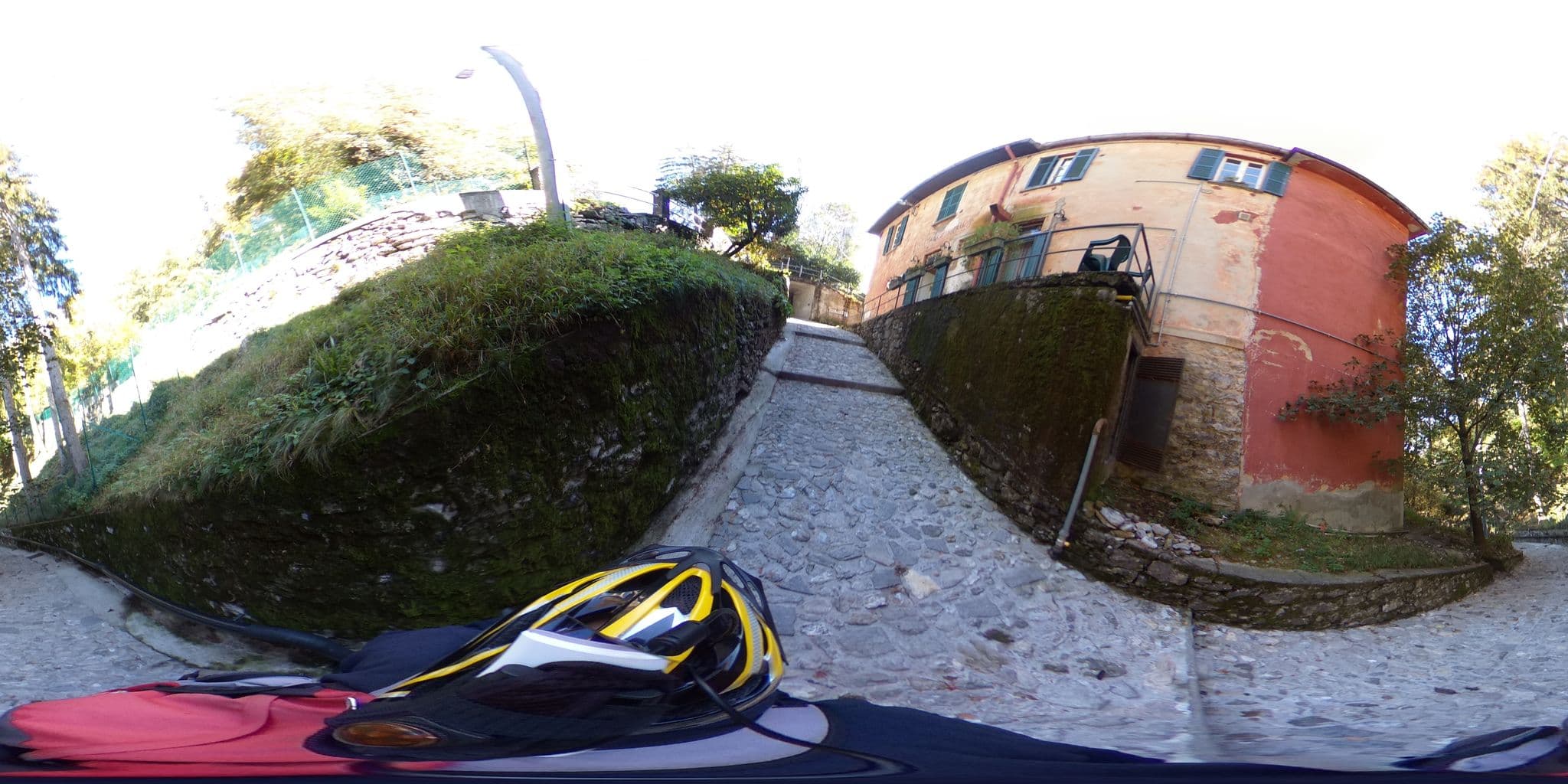 Street view near B&B Parco Marenghi, Brunate — © kaitu (CC BY-SA · Mapillary)