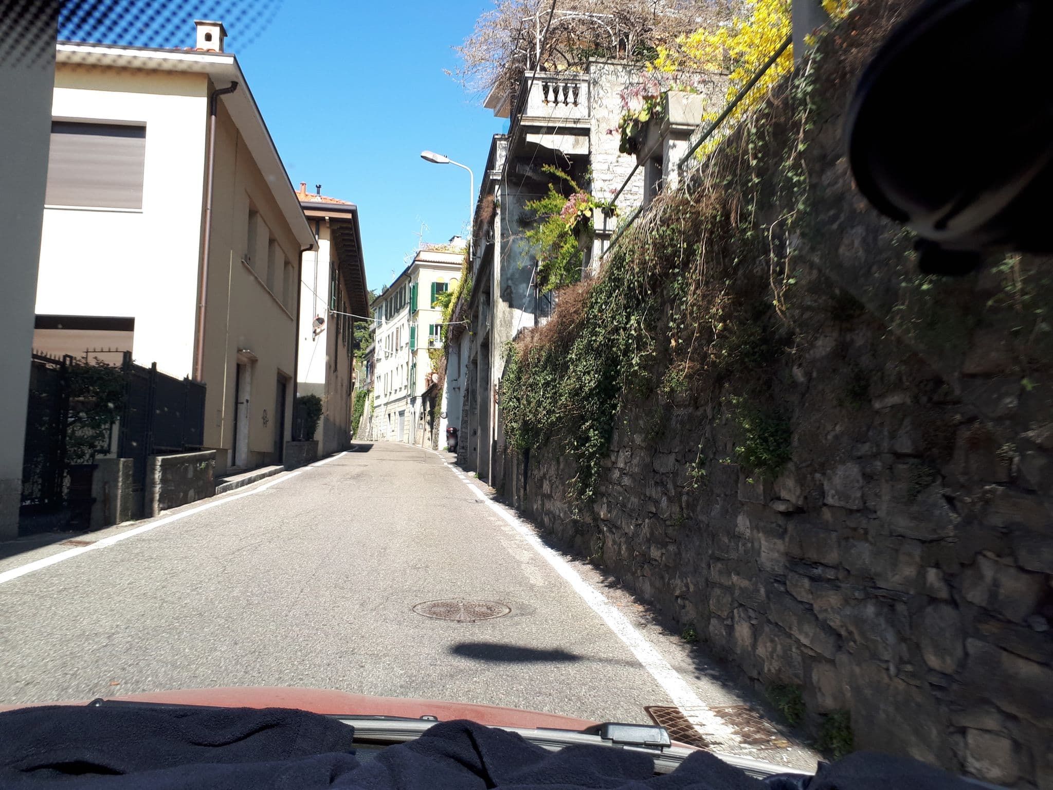 Street view near 54B&b, Brunate — © kaitu (CC BY-SA · Mapillary)