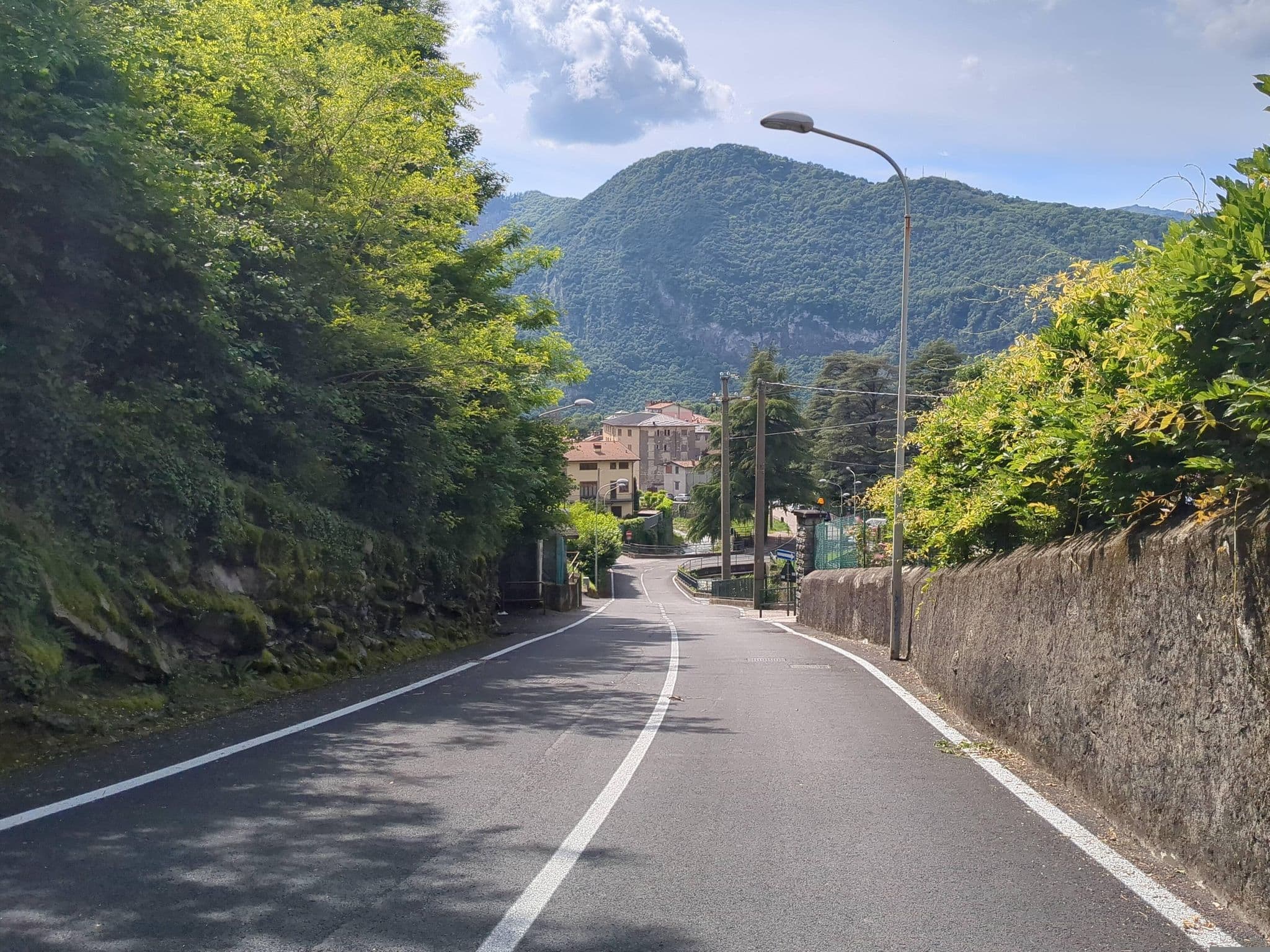 Street view near Appartamento Maglio, Canzo — © jacopofar (CC BY-SA · Mapillary)
