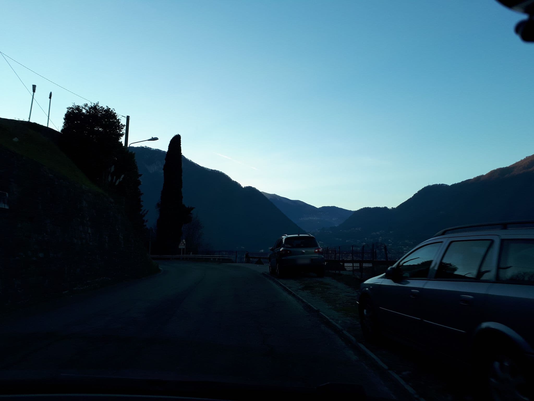 Street view near Villa del Lago, Lezzeno — © kaitu (CC BY-SA · Mapillary)