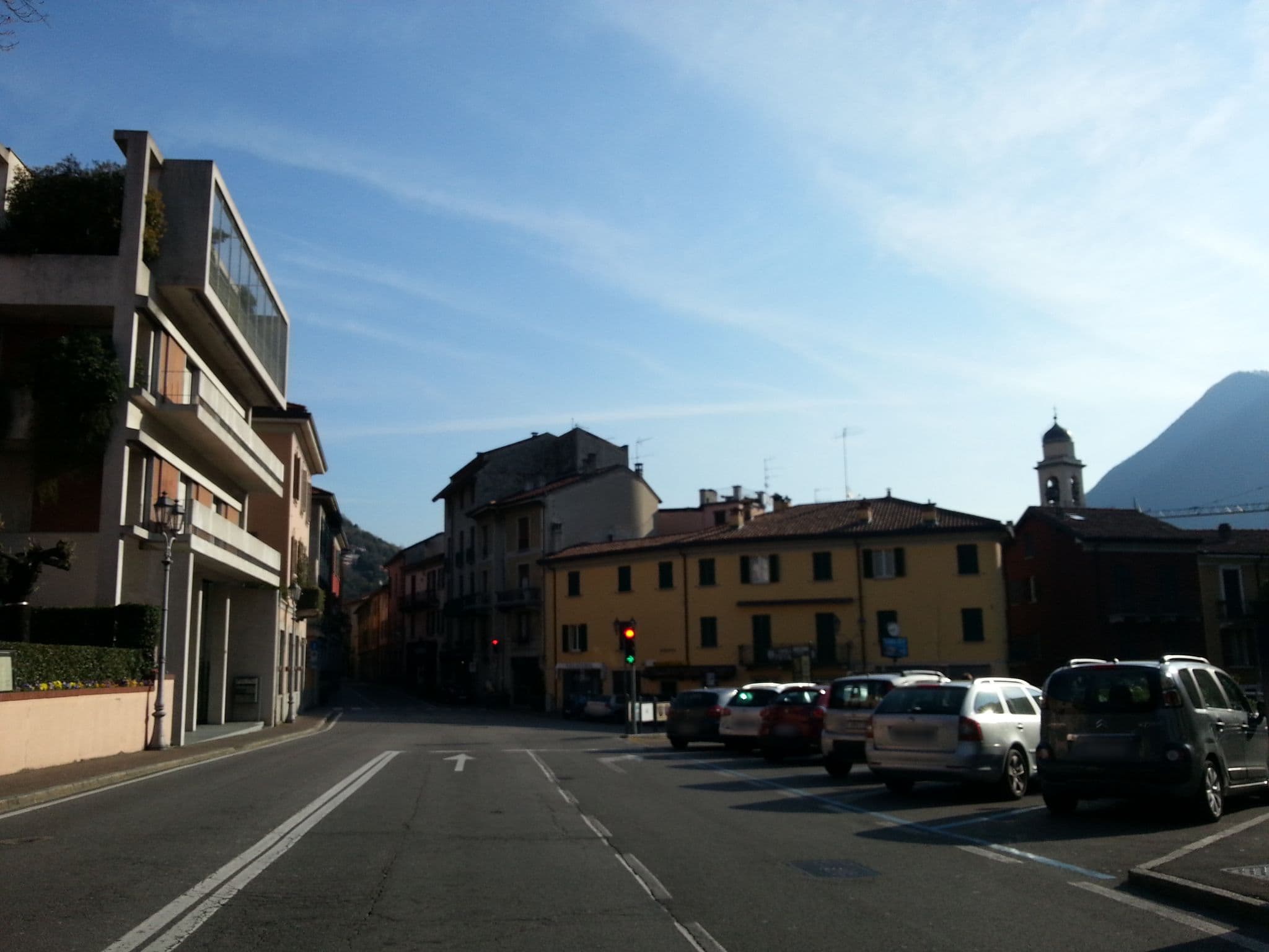 Street view near Albergo Central, Cernobbio — © kaitu (CC BY-SA · Mapillary)