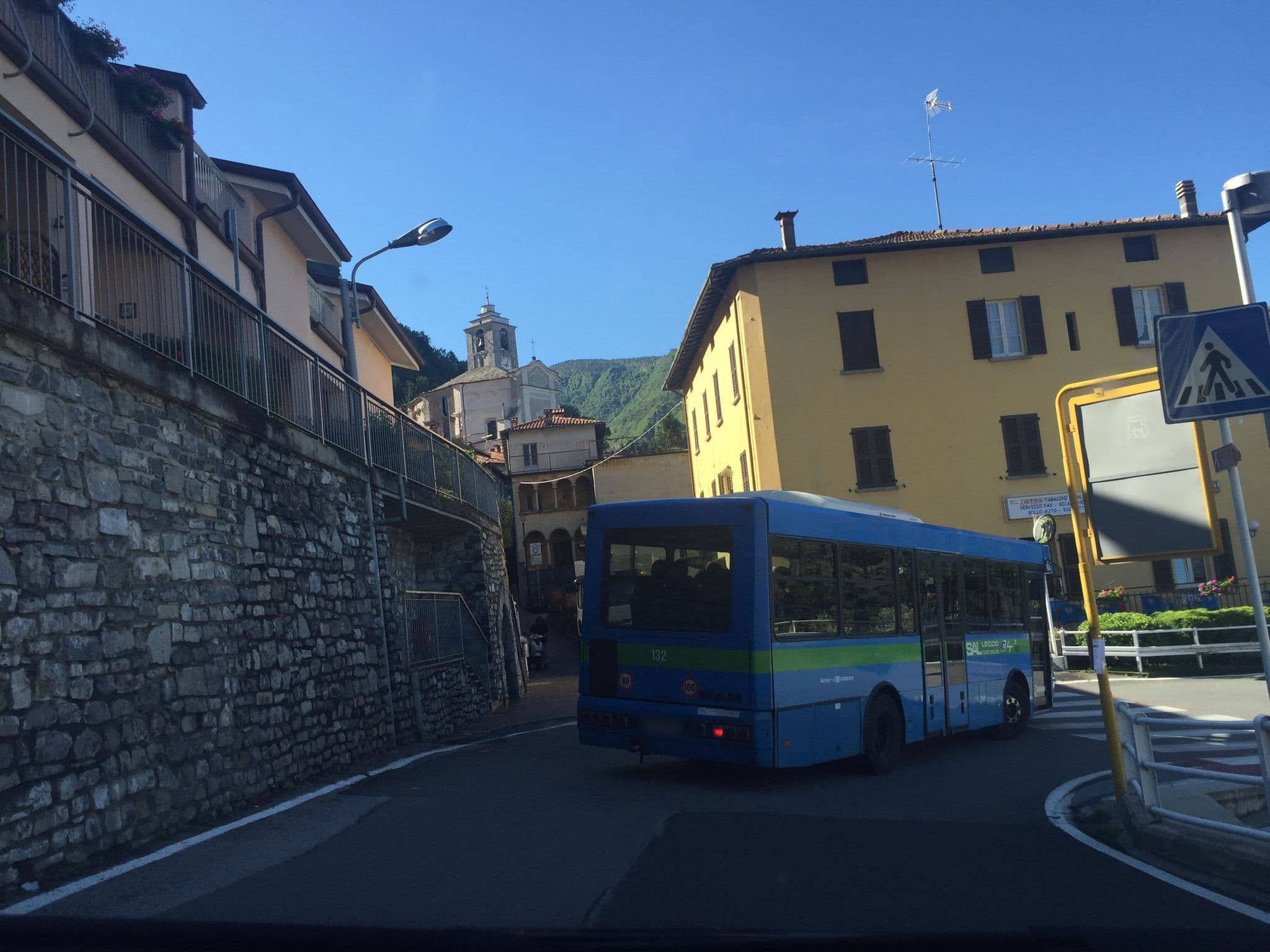 Street view near Bar Milano SNC di Baruffaldi Paolo & C., Bellano — © thepriben (CC BY-SA · Mapillary)