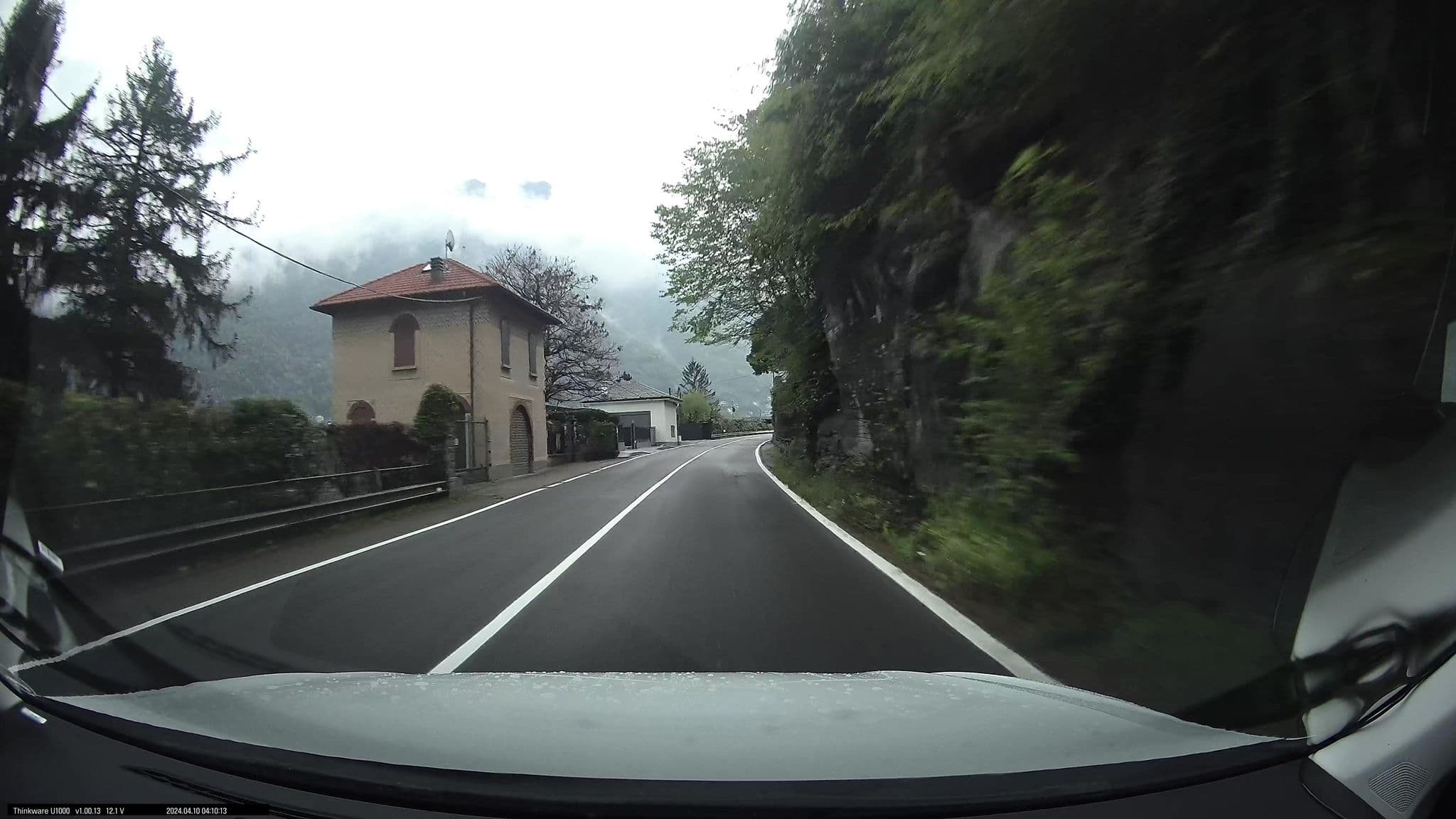 Street view near la finestra sul lago, Nesso — © maxim752 (CC BY-SA · Mapillary)