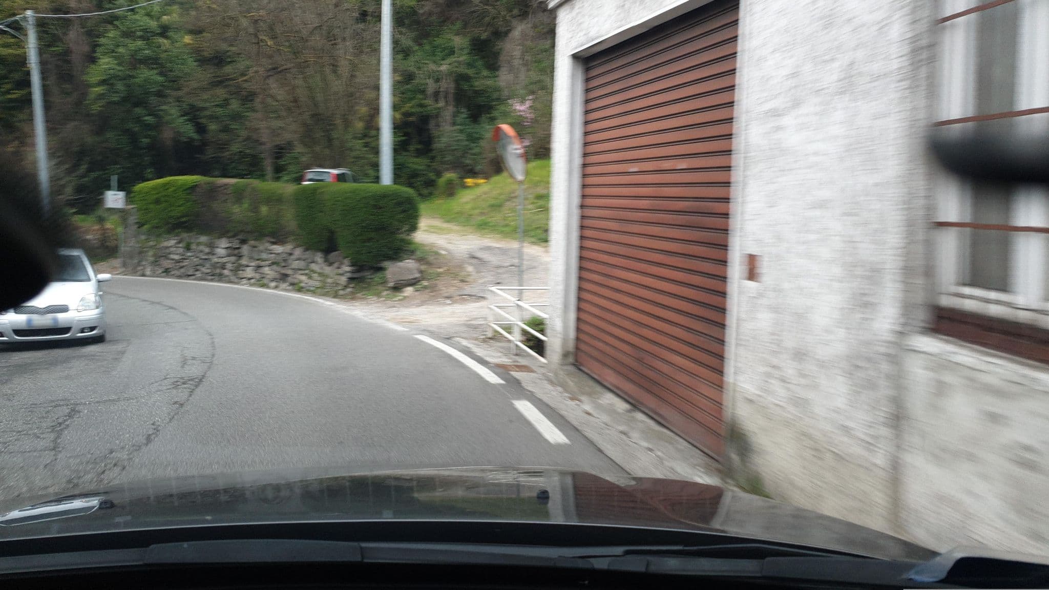Street view near Atelier 55 Casa arte e natura, Lipomo — © yannakis (CC BY-SA · Mapillary)