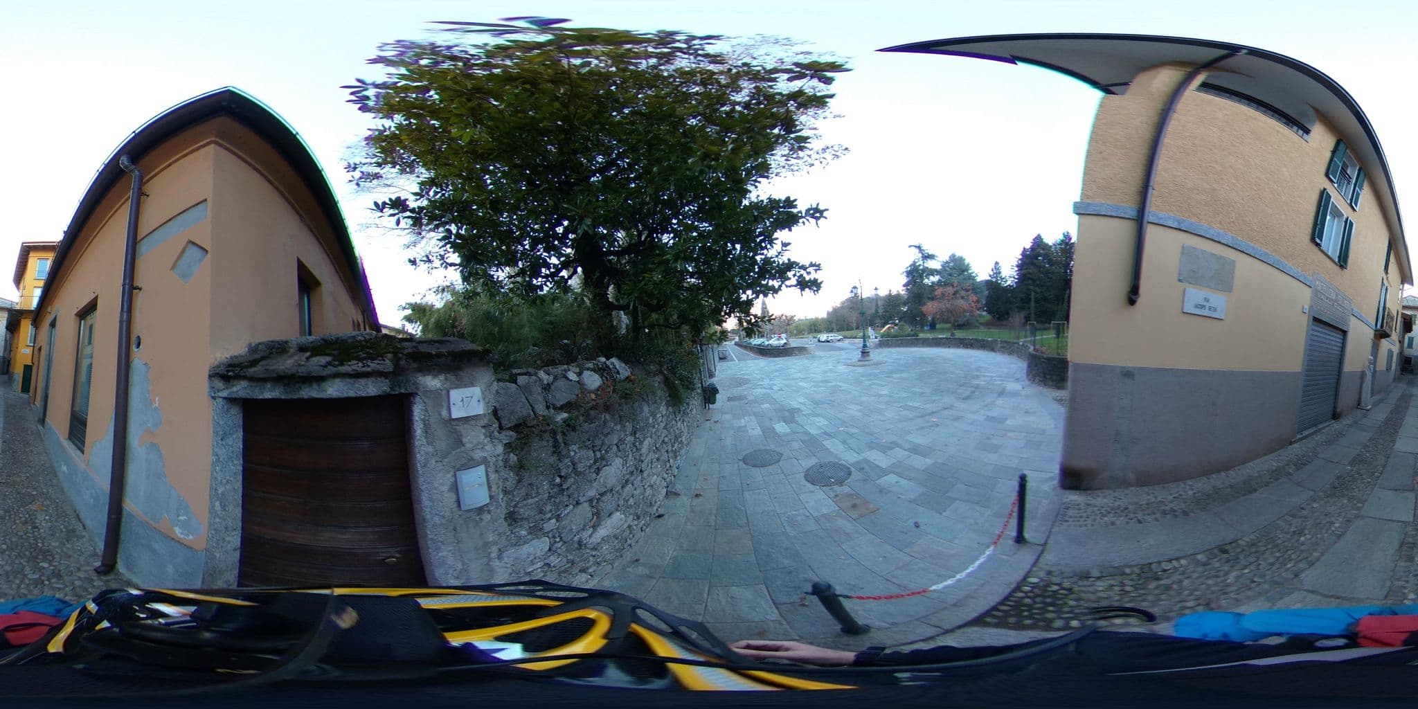 Street view near Appartamento Elena Villa Trotti, Cadenabbia — © kaitu (CC BY-SA · Mapillary)