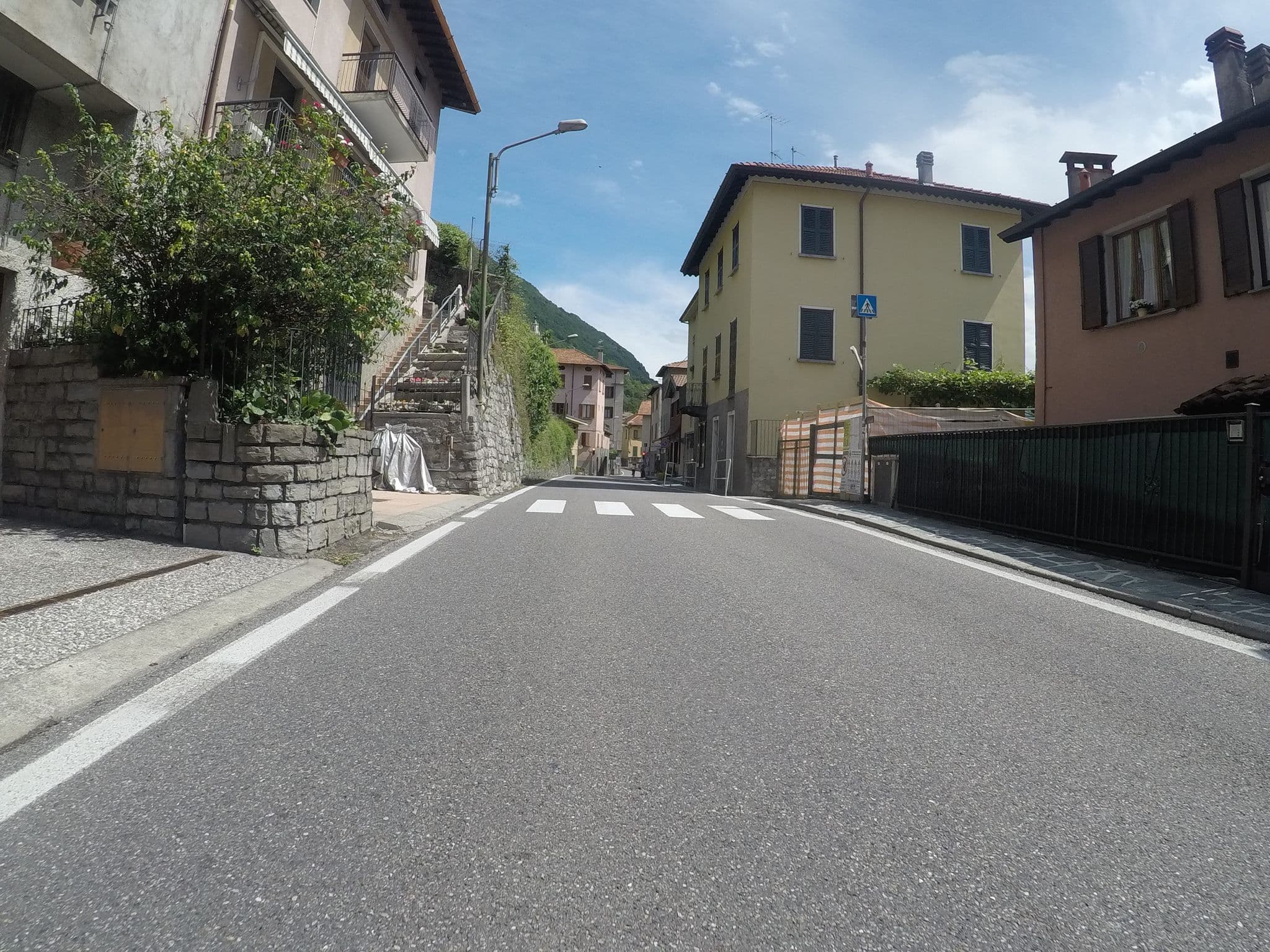 Street view near Centrohotel SRL, Lenno — © chrisbeddow (CC BY-SA · Mapillary)