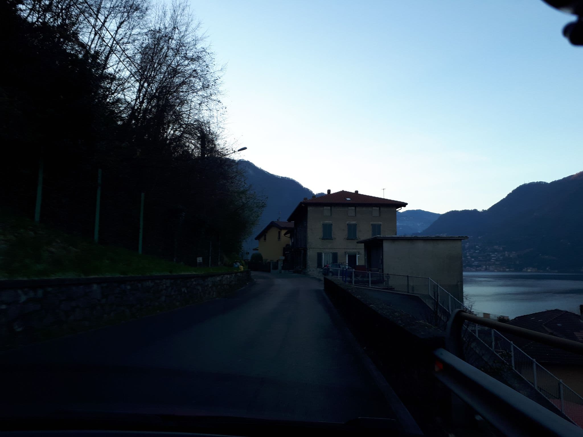 Street view near Appartamento Betta, Lezzeno — © kaitu (CC BY-SA · Mapillary)