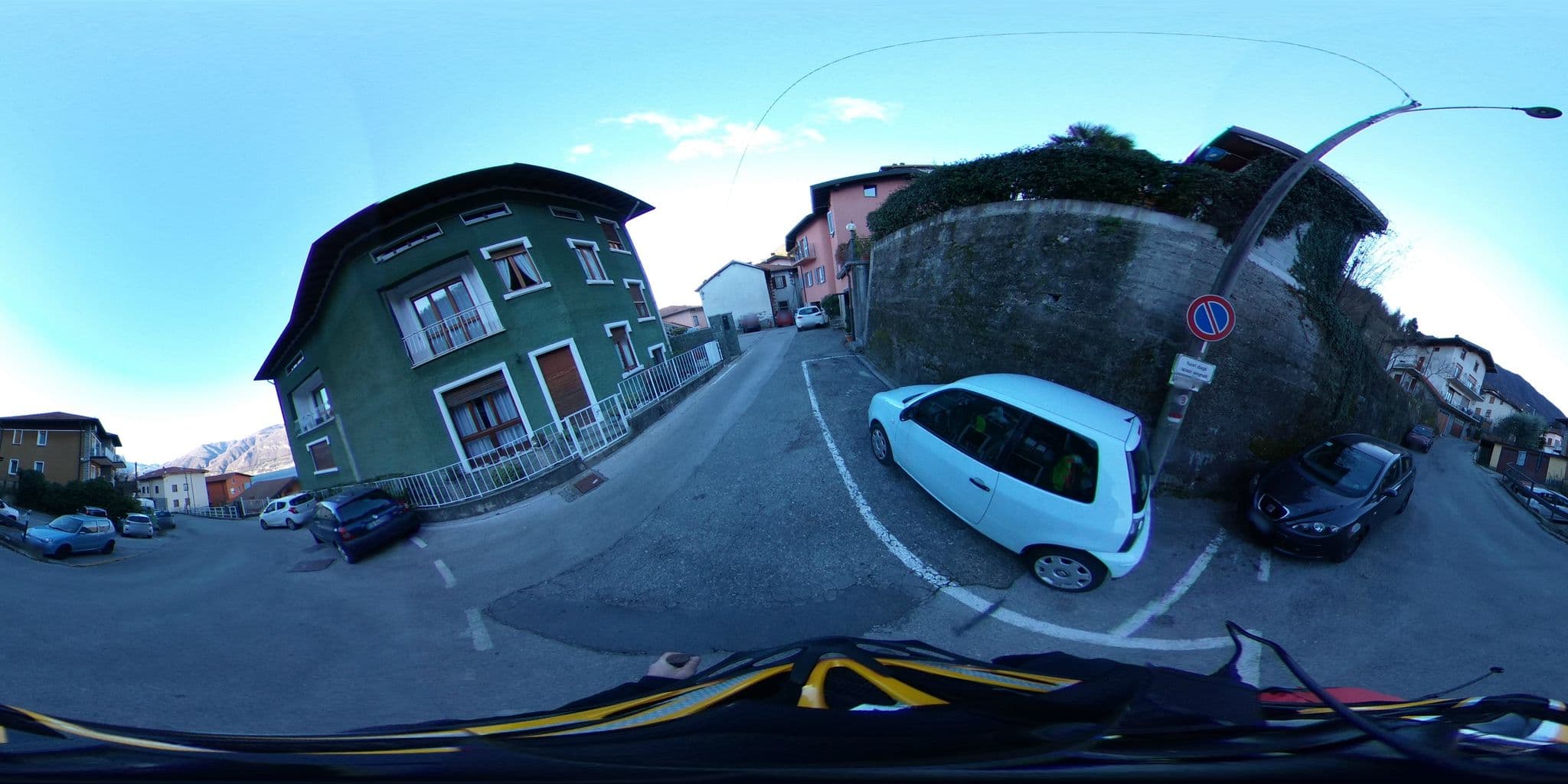 Street view near Casa Vacanza da Mari, Lezzeno — © kaitu (CC BY-SA · Mapillary)
