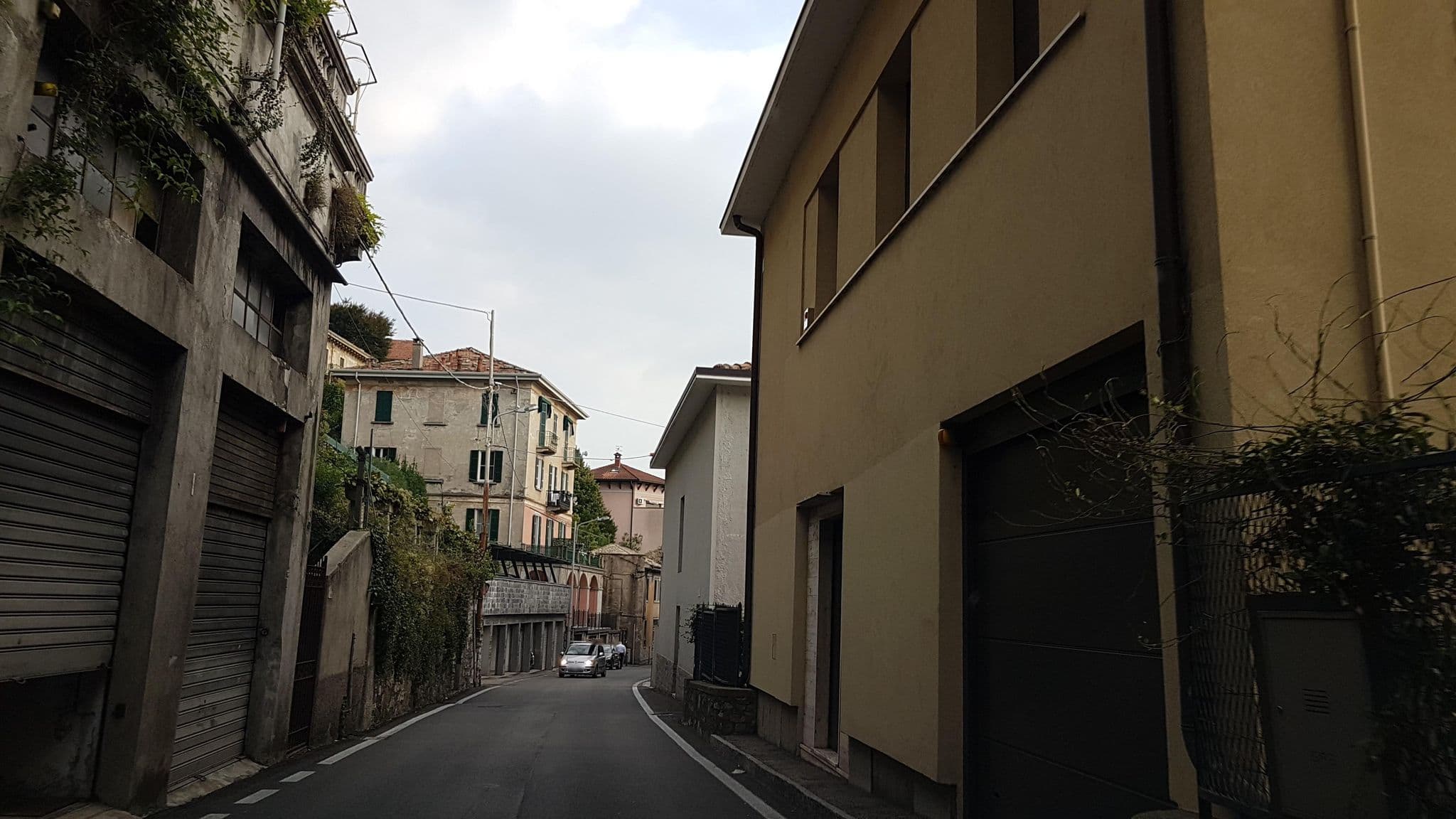 Street view near Apartment Como 54b, Brunate — © jopparn (CC BY-SA · Mapillary)