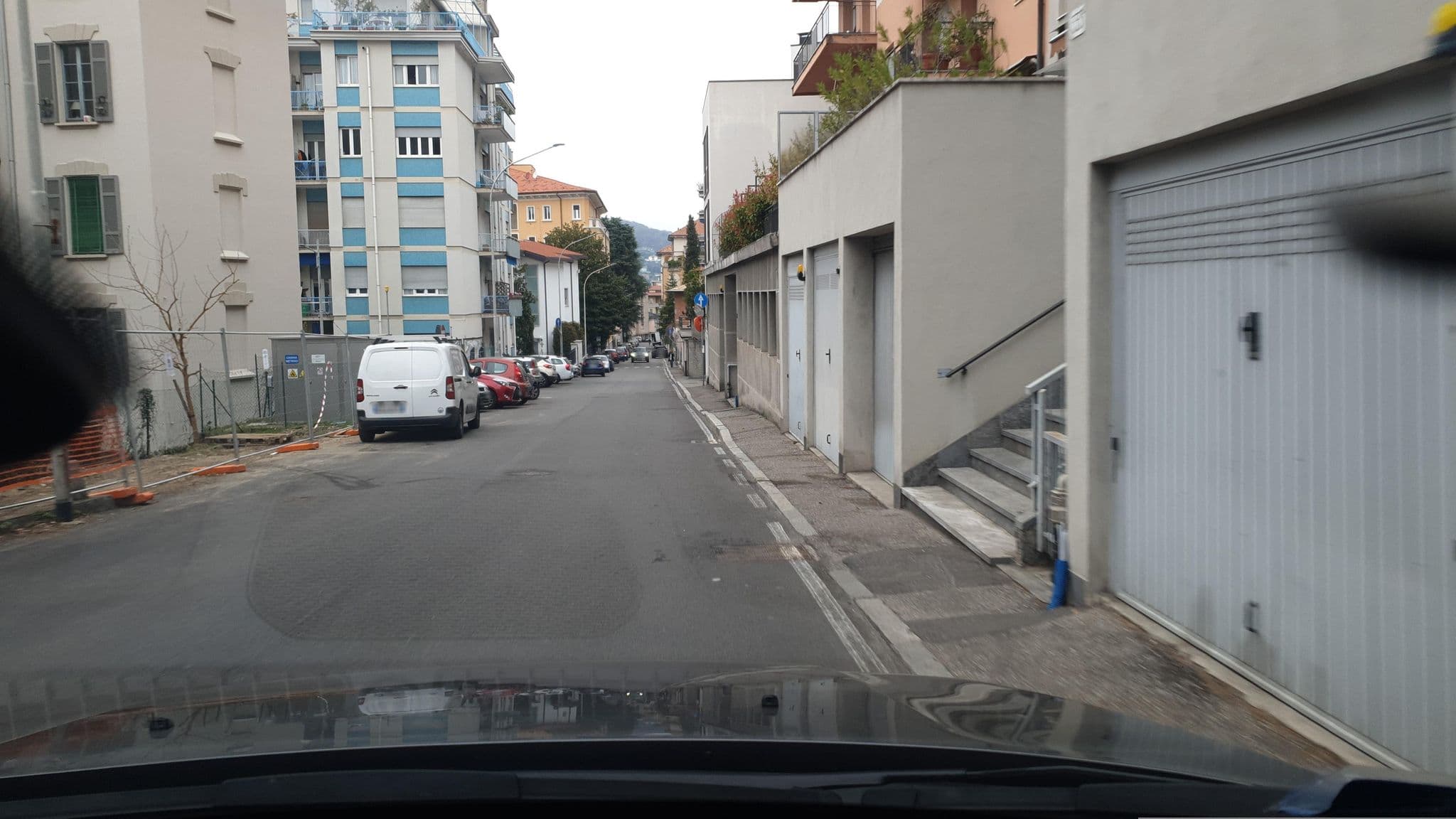 Street view near Silky House with Private Parking, Como — © yannakis (CC BY-SA · Mapillary)