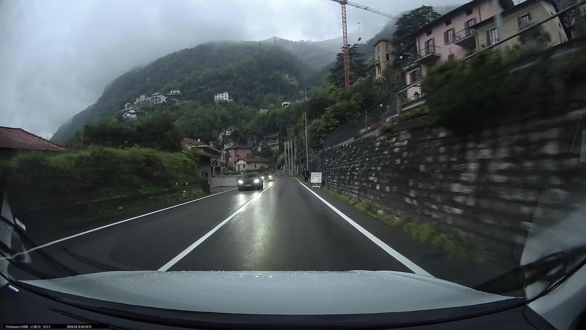 Street view near Como Lake Amazing Views, Moltrasio — © maxim752 (CC BY-SA · Mapillary)