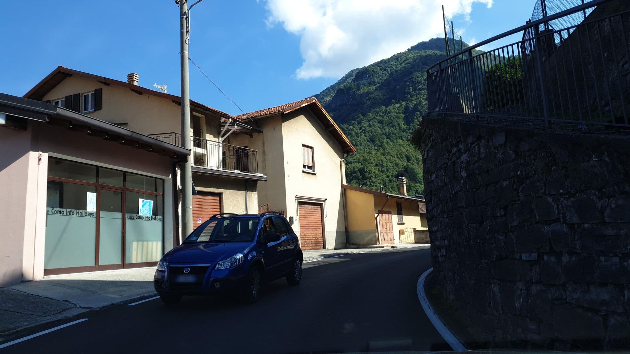 Street view near Casa Emi, Lezzeno — © jopparn (CC BY-SA · Mapillary)