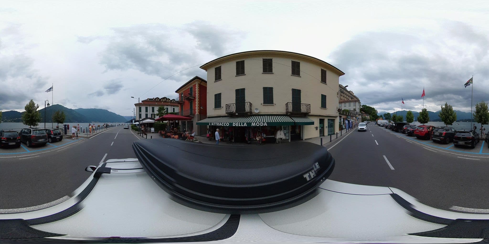 Street view near Hotel Azalea, Cadenabbia — © chrisbeddow (CC BY-SA · Mapillary)