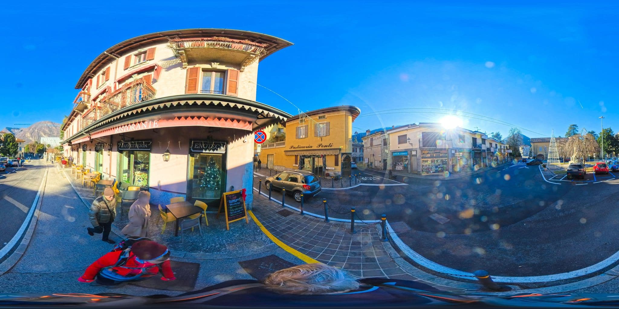 Street view near Albergo Canzo, Canzo — © Hol_Ger (CC BY-SA · Mapillary)