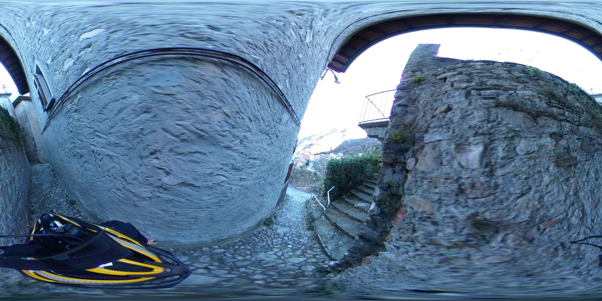 Street view near Il Bellavista, Lezzeno — © kaitu (CC BY-SA · Mapillary)