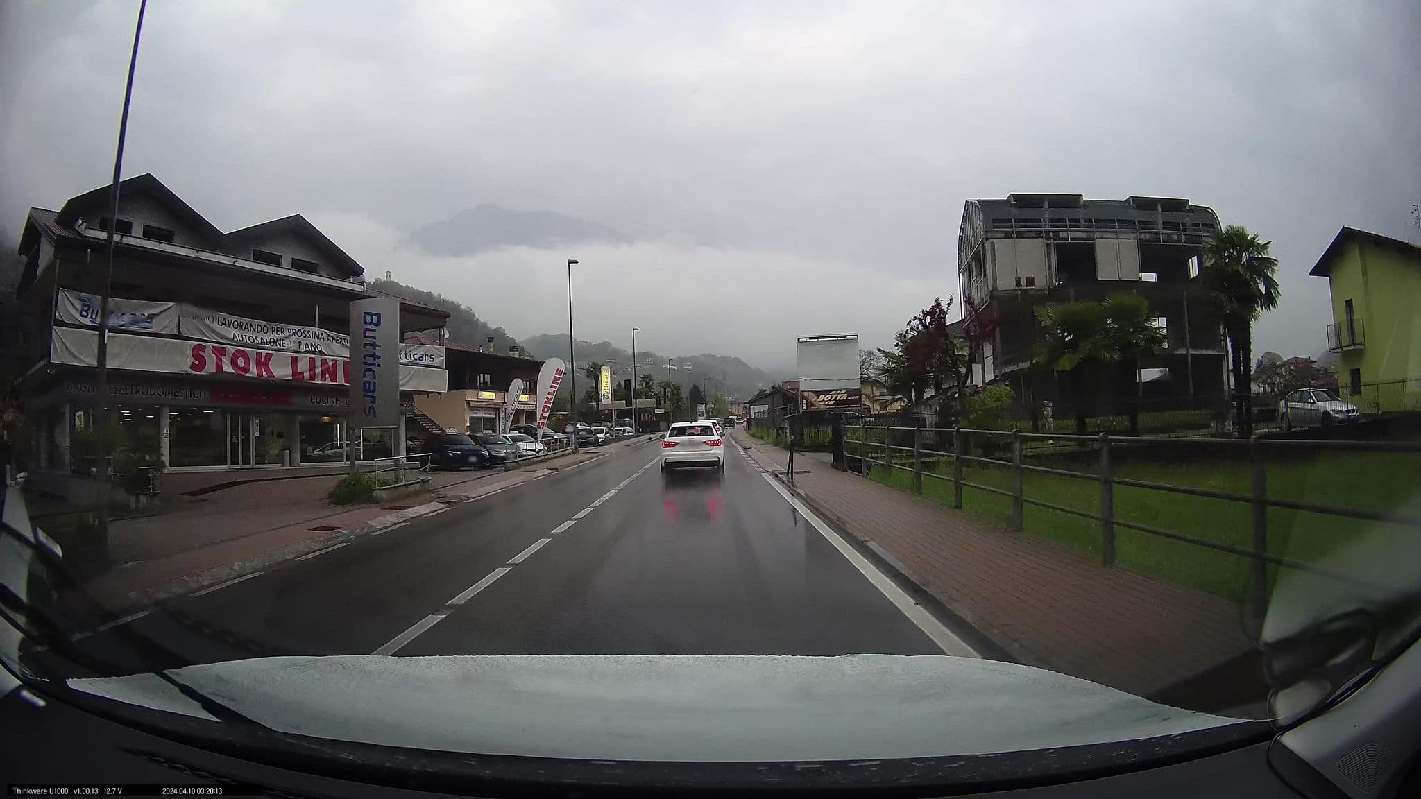 Street view near B&b, Porlezza — © maxim752 (CC BY-SA · Mapillary)