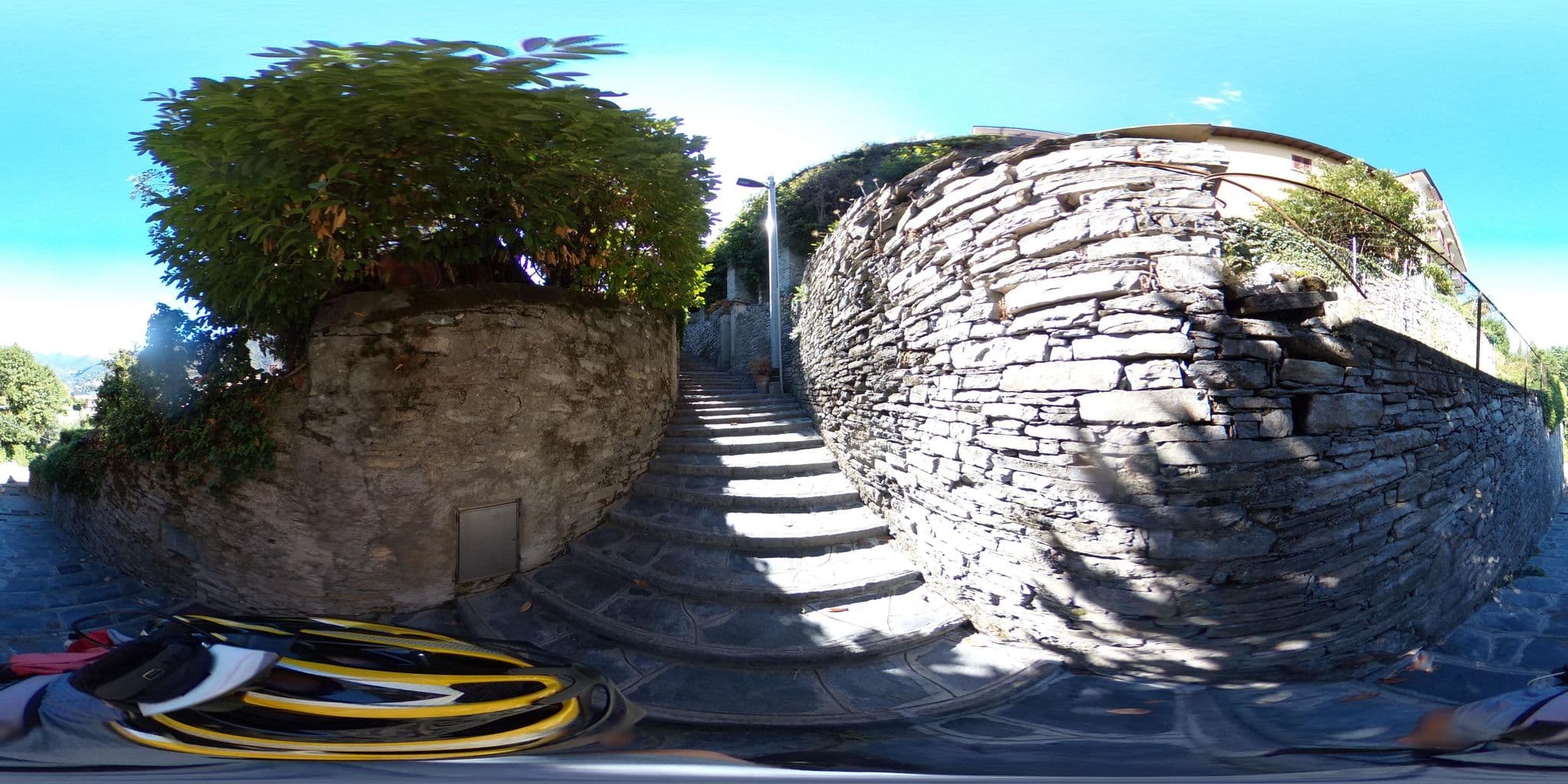 Street view near Grand Hotel Imperiale, Moltrasio — © kaitu (CC BY-SA · Mapillary)