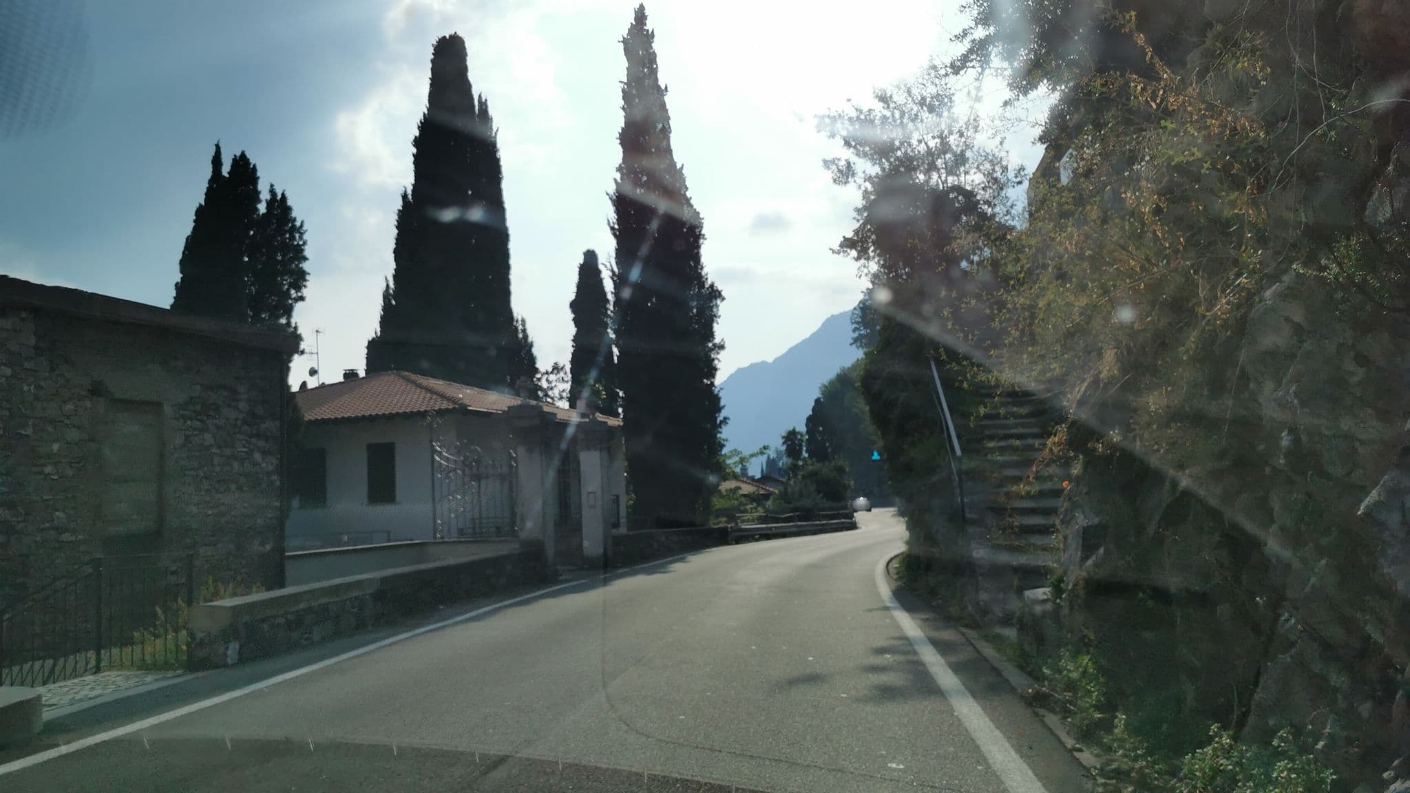 Street view near Fabulous view on Lake, Porlezza — © kaitu (CC BY-SA · Mapillary)