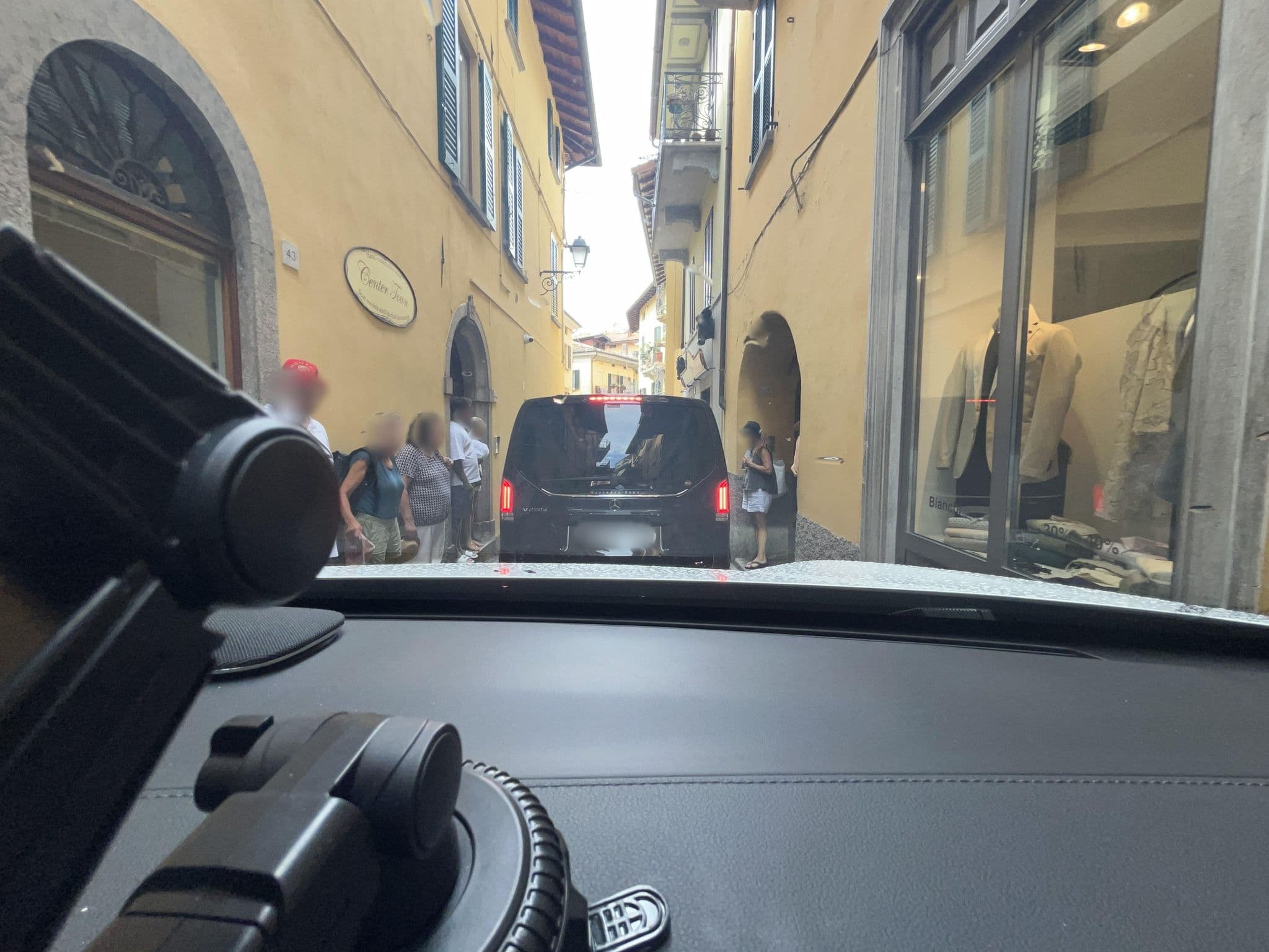 Street view near SB Bellagio Apartment, Bellagio — © lin_wang (CC BY-SA · Mapillary)