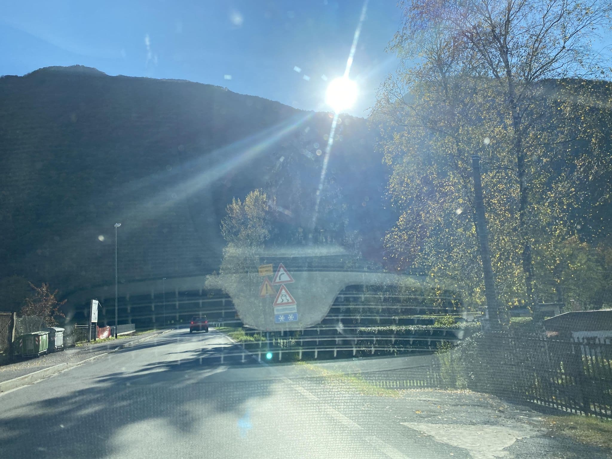 Street view near International Sport Camping, Porlezza — © chrisbeddow (CC BY-SA · Mapillary)