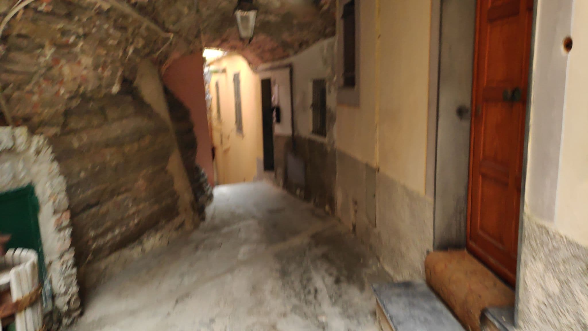 Street view near Apartment Kate, Monterosso al Mare — © marcuscalabresus (CC BY-SA · Mapillary)