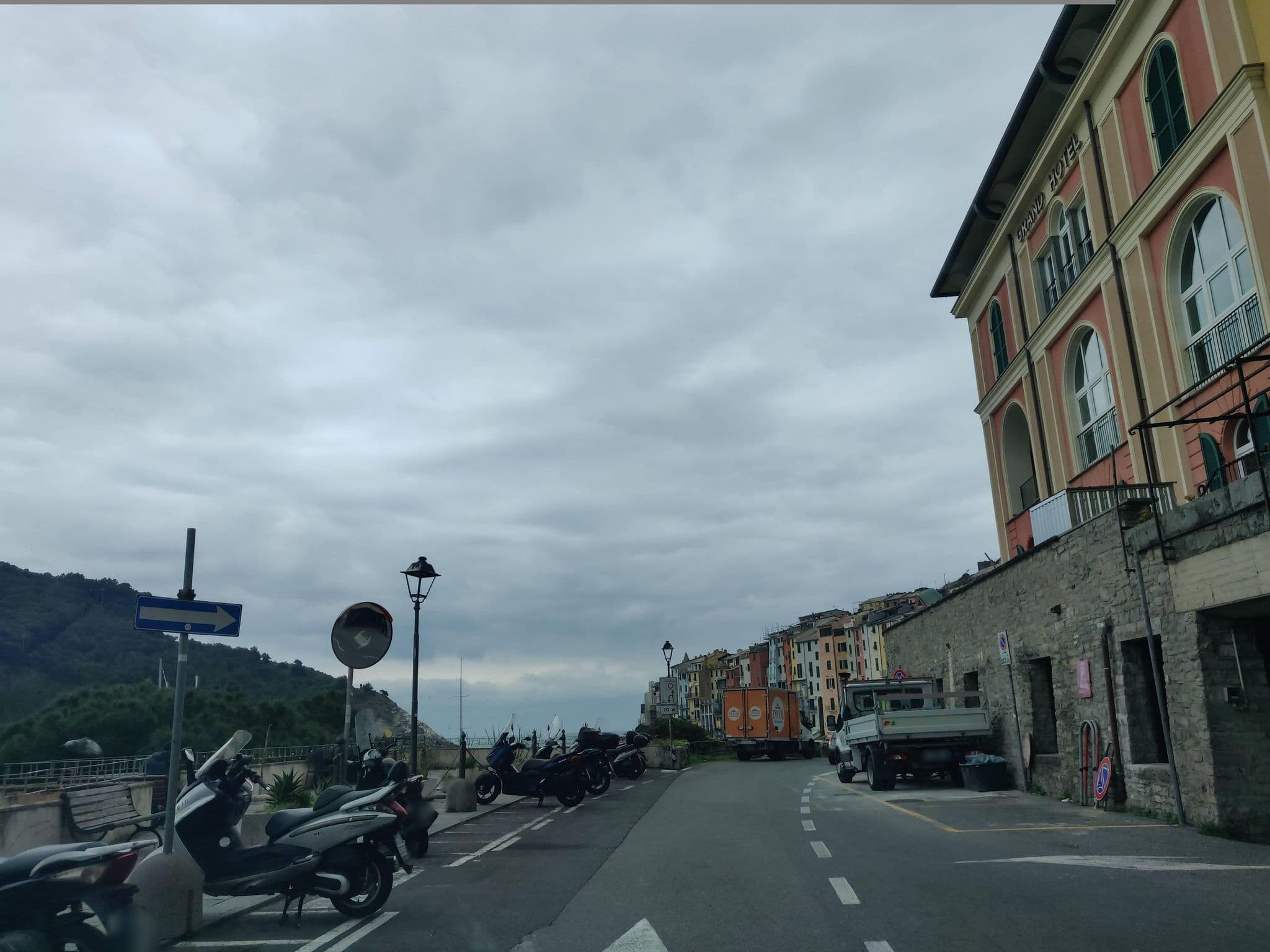 Street view near La finestra sul Mare, Portovenere — © Yha1 (CC BY-SA · Mapillary)