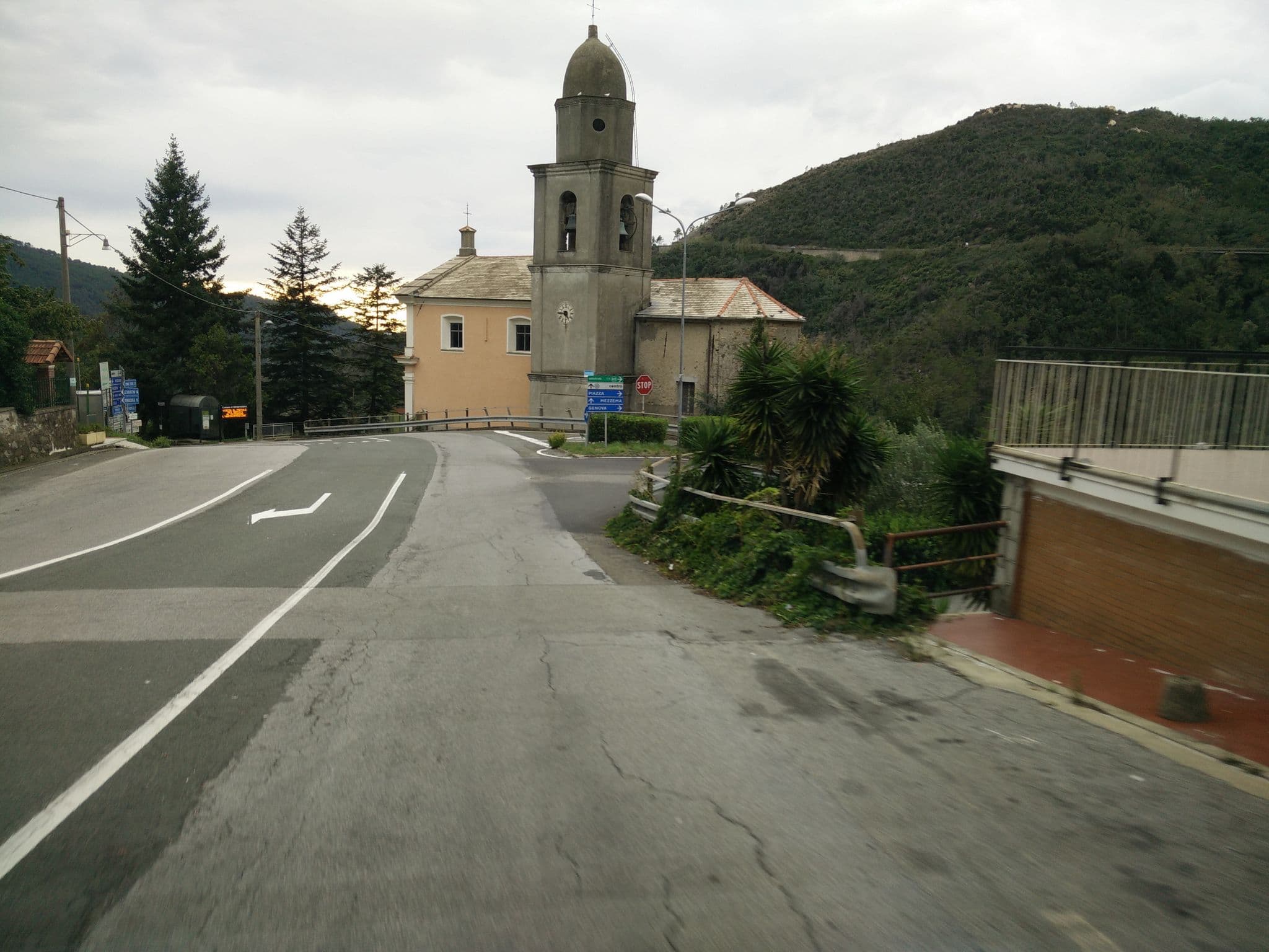 Street view near Il Vigneto, Moneglia — © joostjakob (CC BY-SA · Mapillary)