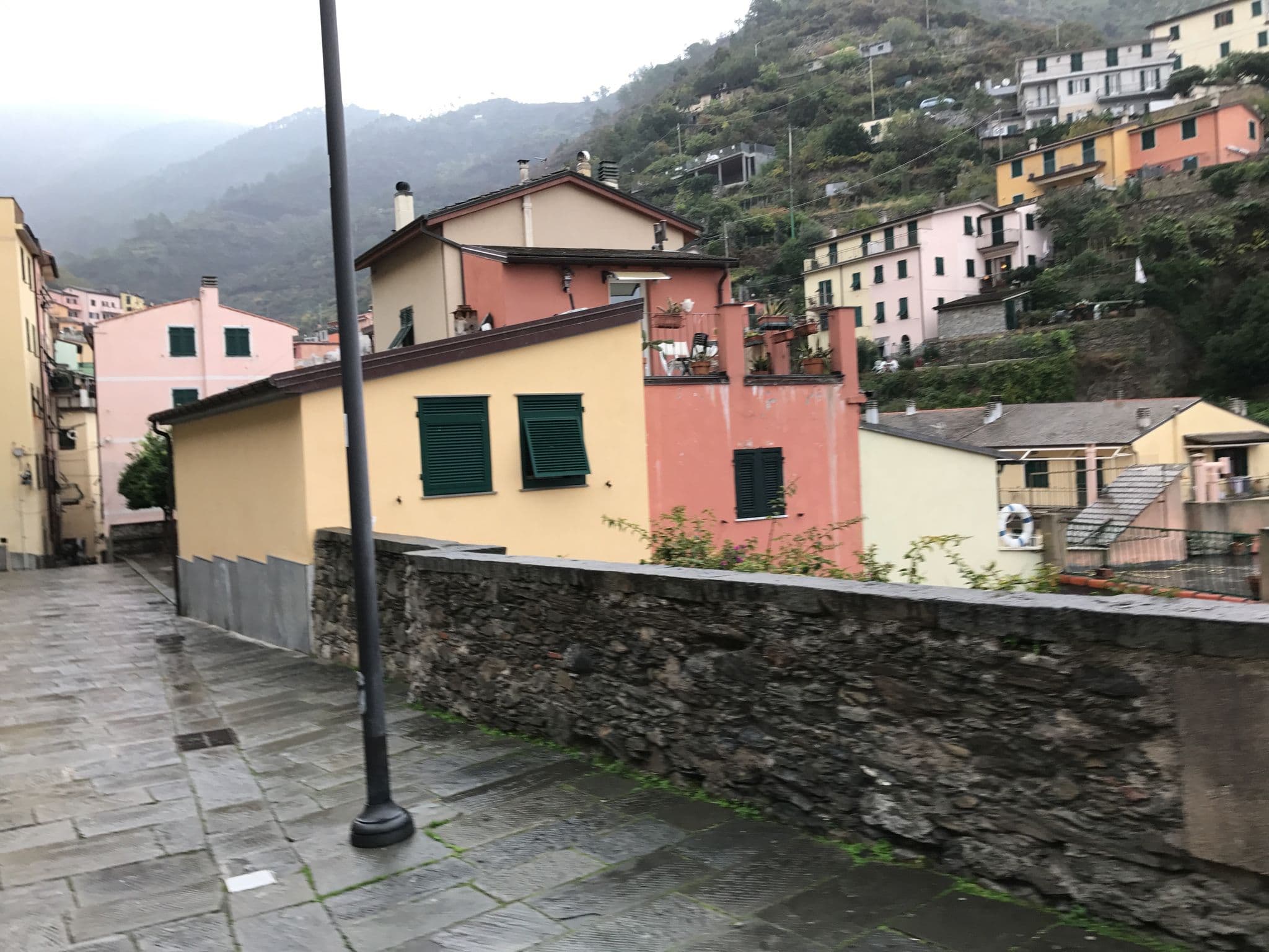Street view near Rooms Roberto, Riomaggiore — © ugz (CC BY-SA · Mapillary)