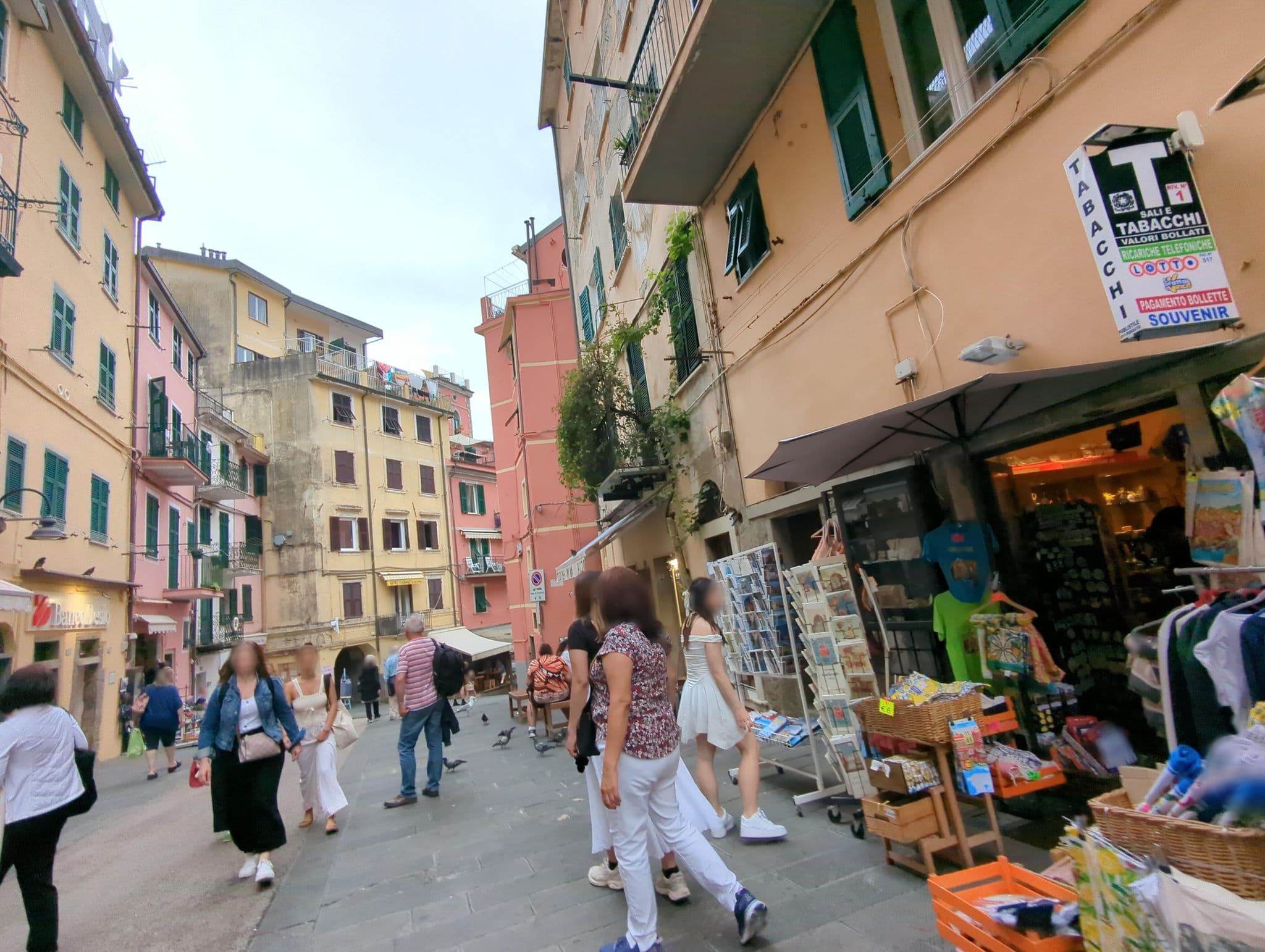 Street view near Hotel Sottocoperta, Riomaggiore — © ente (CC BY-SA · Mapillary)
