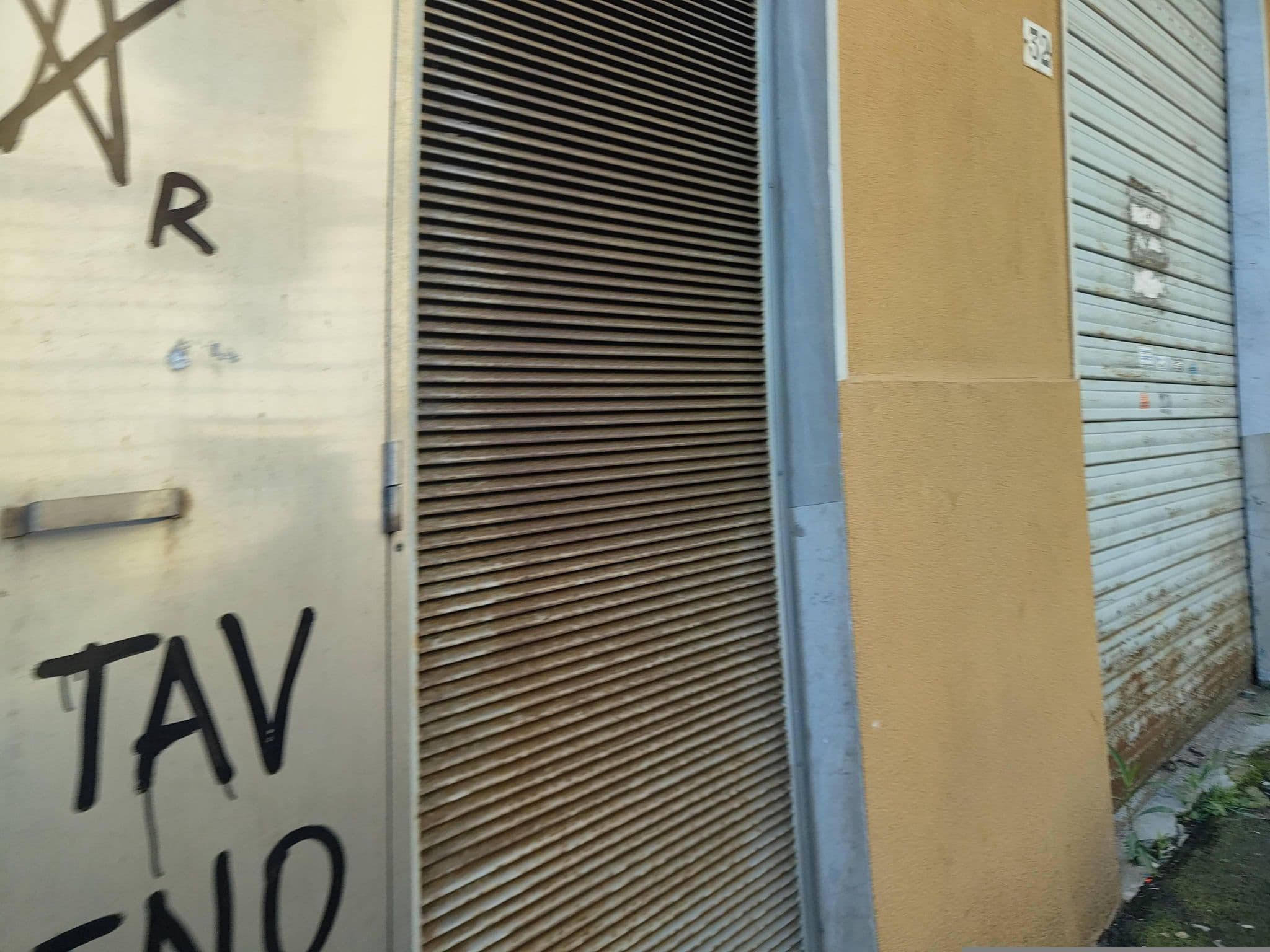 Street view near La Dimora di Nadine, La Spezia — © omfg_notpr (CC BY-SA · Mapillary)