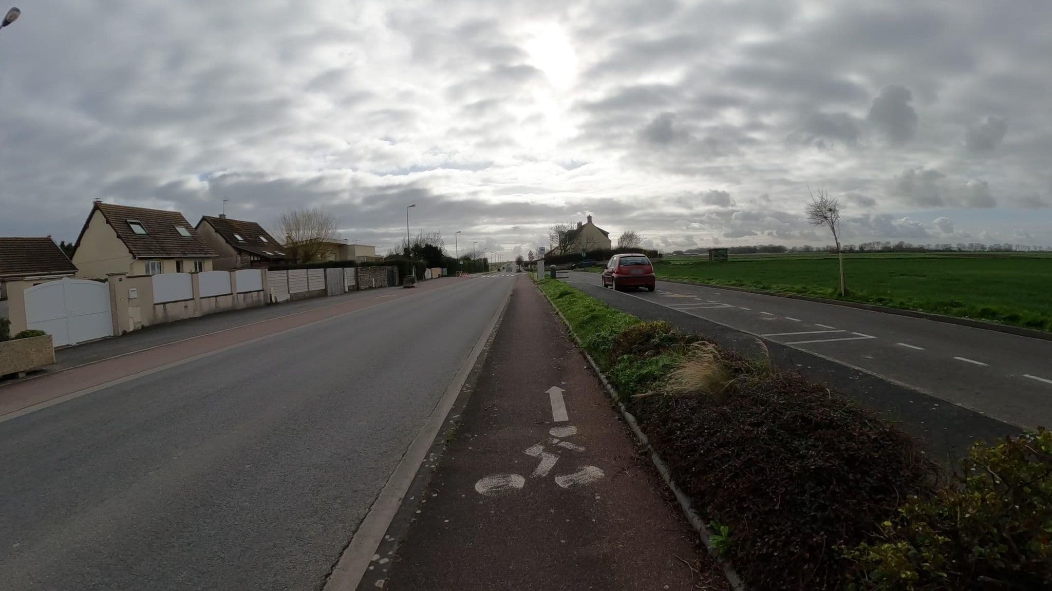 Street view near Aire de camping-car communale de Luc-Sur-Mer, Luc-sur-Mer — © Nzau (CC BY-SA · Mapillary)