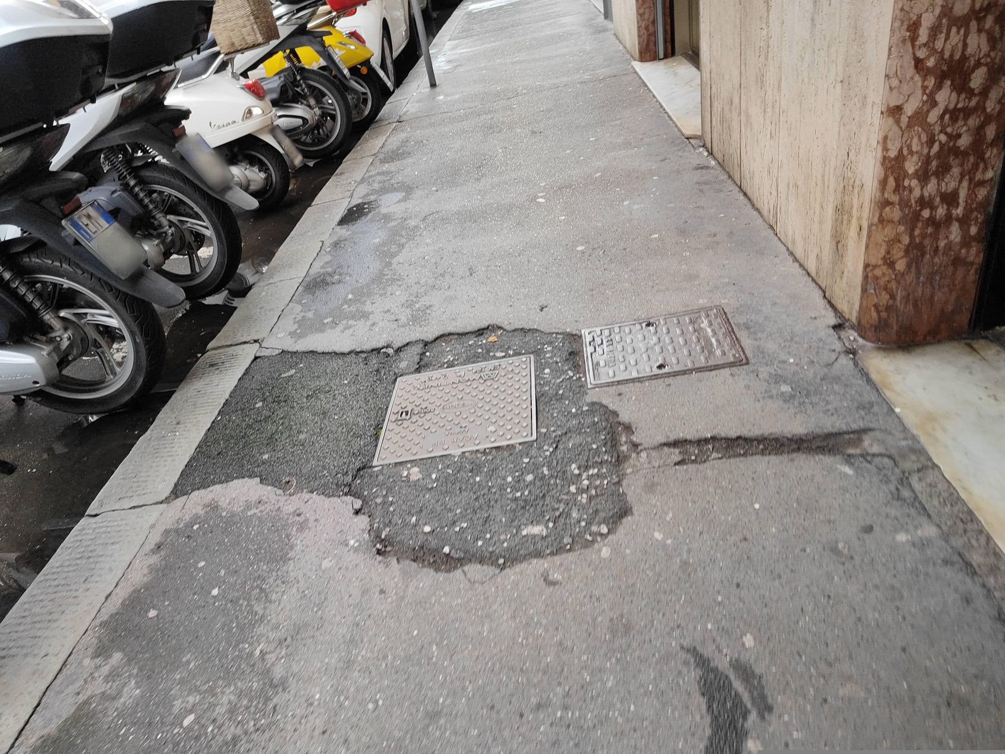 Street view near Atmosfere Guest House - 5 Terre e La Spezia, La Spezia — © omfg_notpr (CC BY-SA · Mapillary)